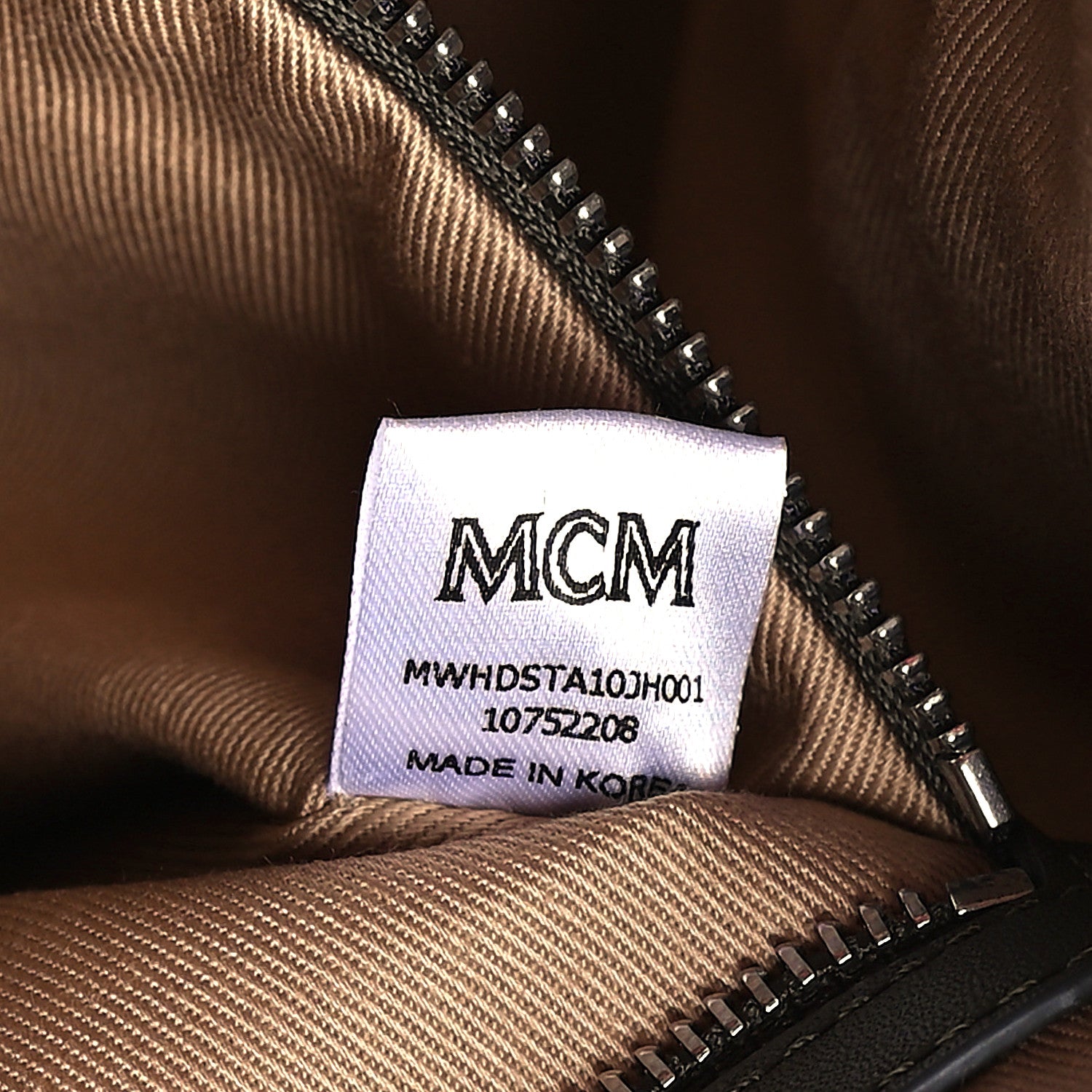 MCM Visetos Medium Aren Hobo Sea Turtle 7 of 9