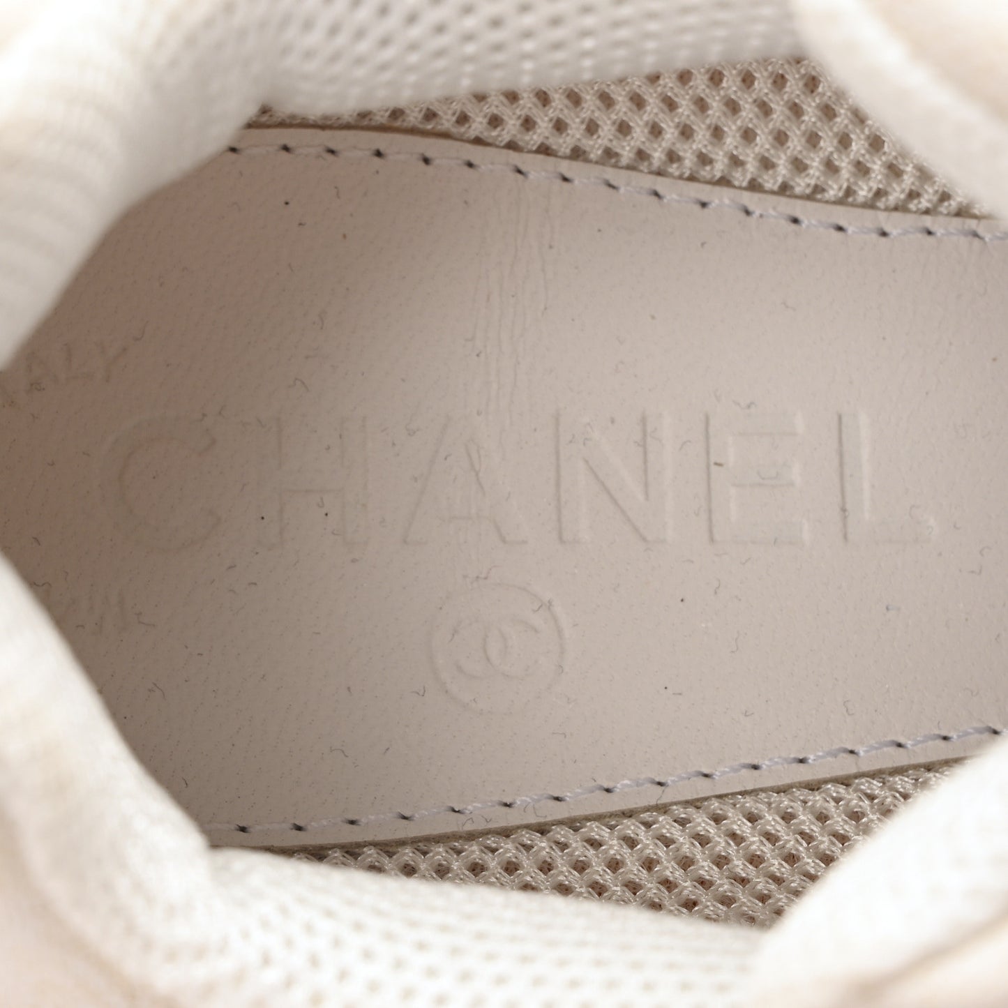 Suede Calfskin CC Sneakers 40 White Grey