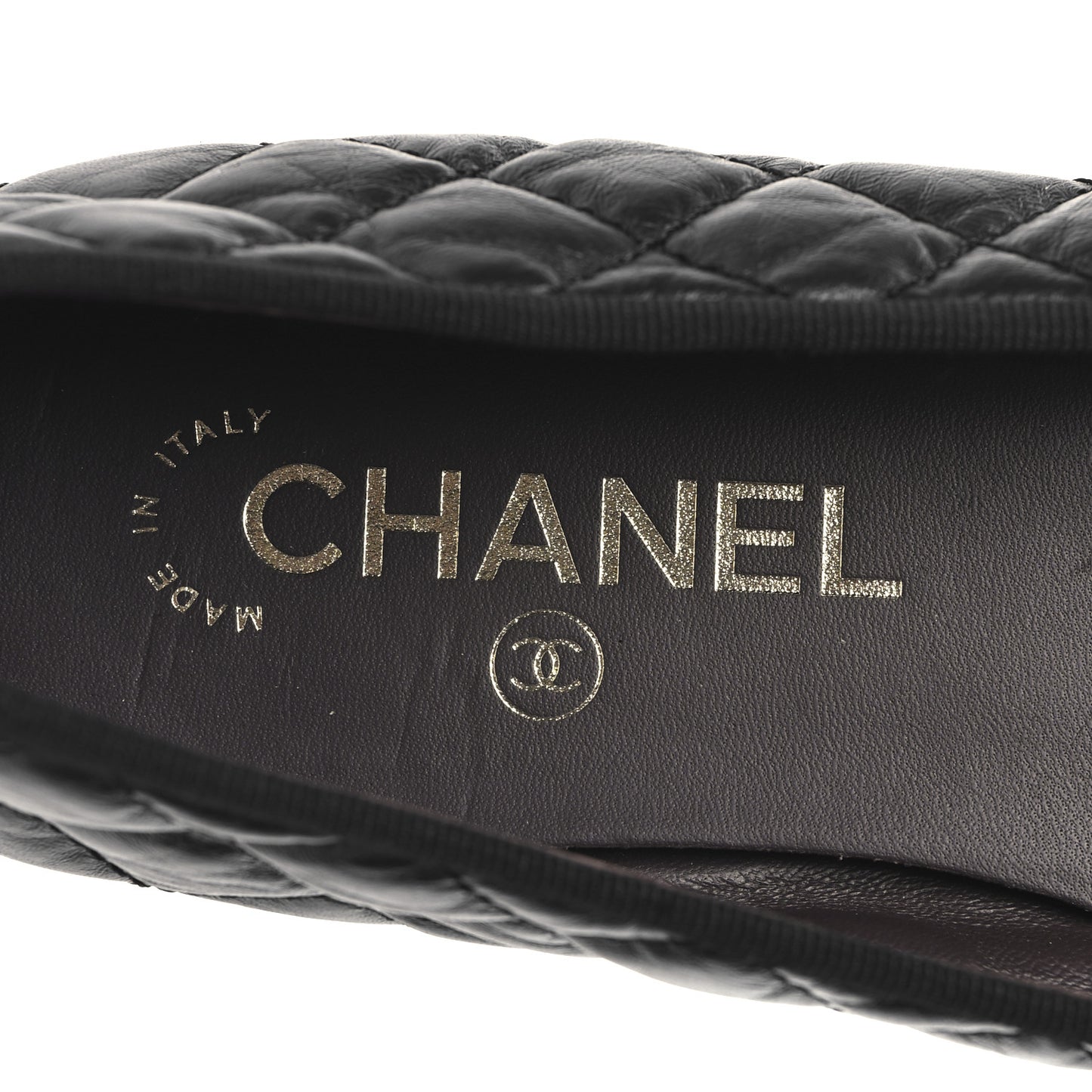 Aged Calfskin Quilted CC Cap Toe Ballerina Flats 39 Black