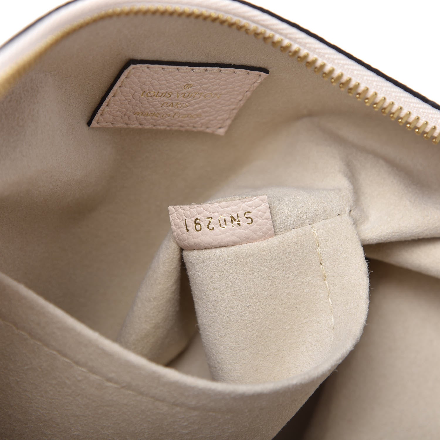 Louis Vuitton Empreinte Monogram Giant By The Pool Marshmallow Hobo Cream Saffron 9 of 10