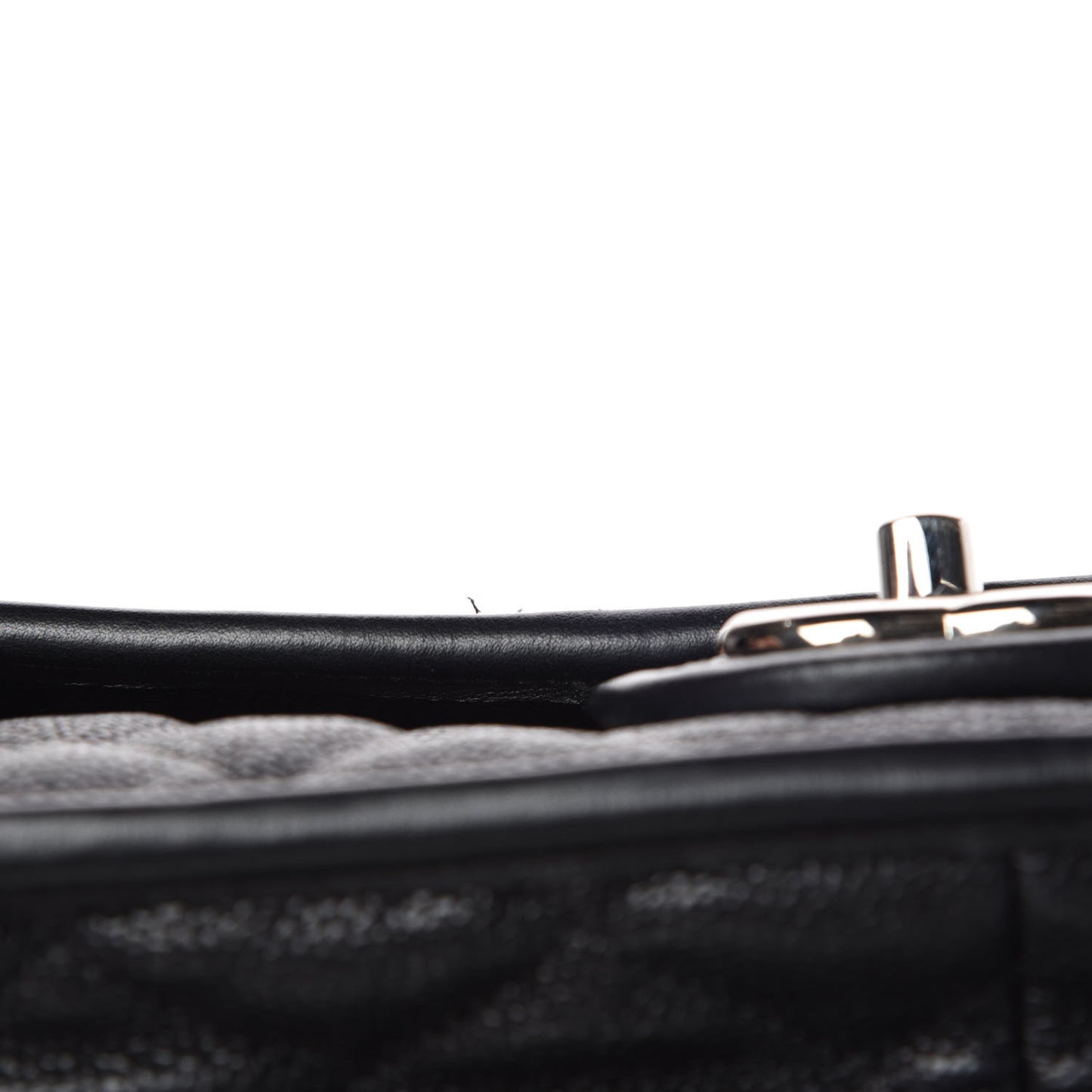 Caviar Quilted Medium French Riviera Flap Black