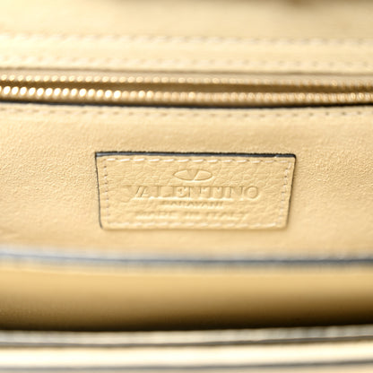 Valentino Garavani Pebbled Calfskin Rockstud Chain Clutch Light Ivory 6 of 10