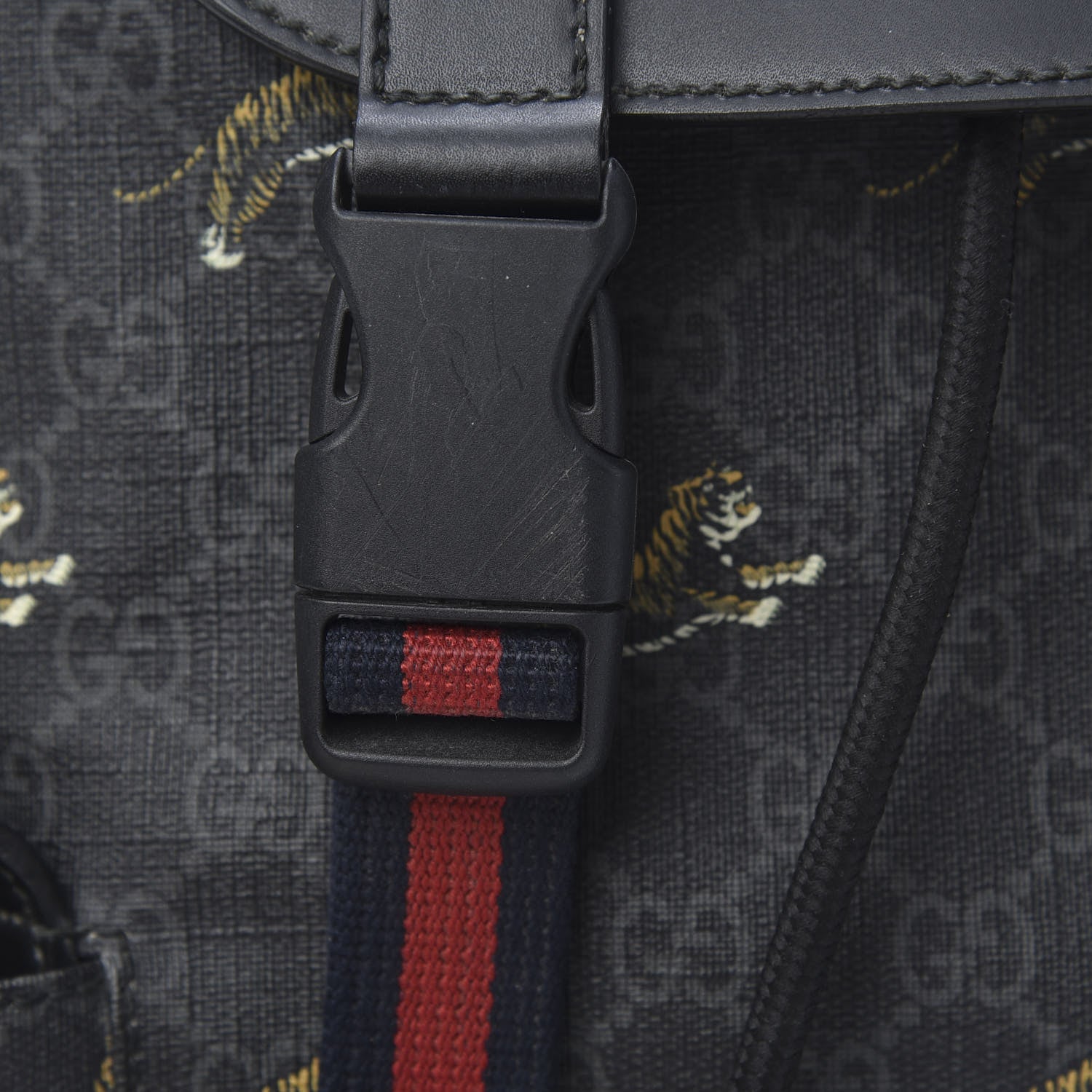 Gucci GG Supreme Monogram Tigers Double Buckle Backpack Black Multicolor 15 of 20