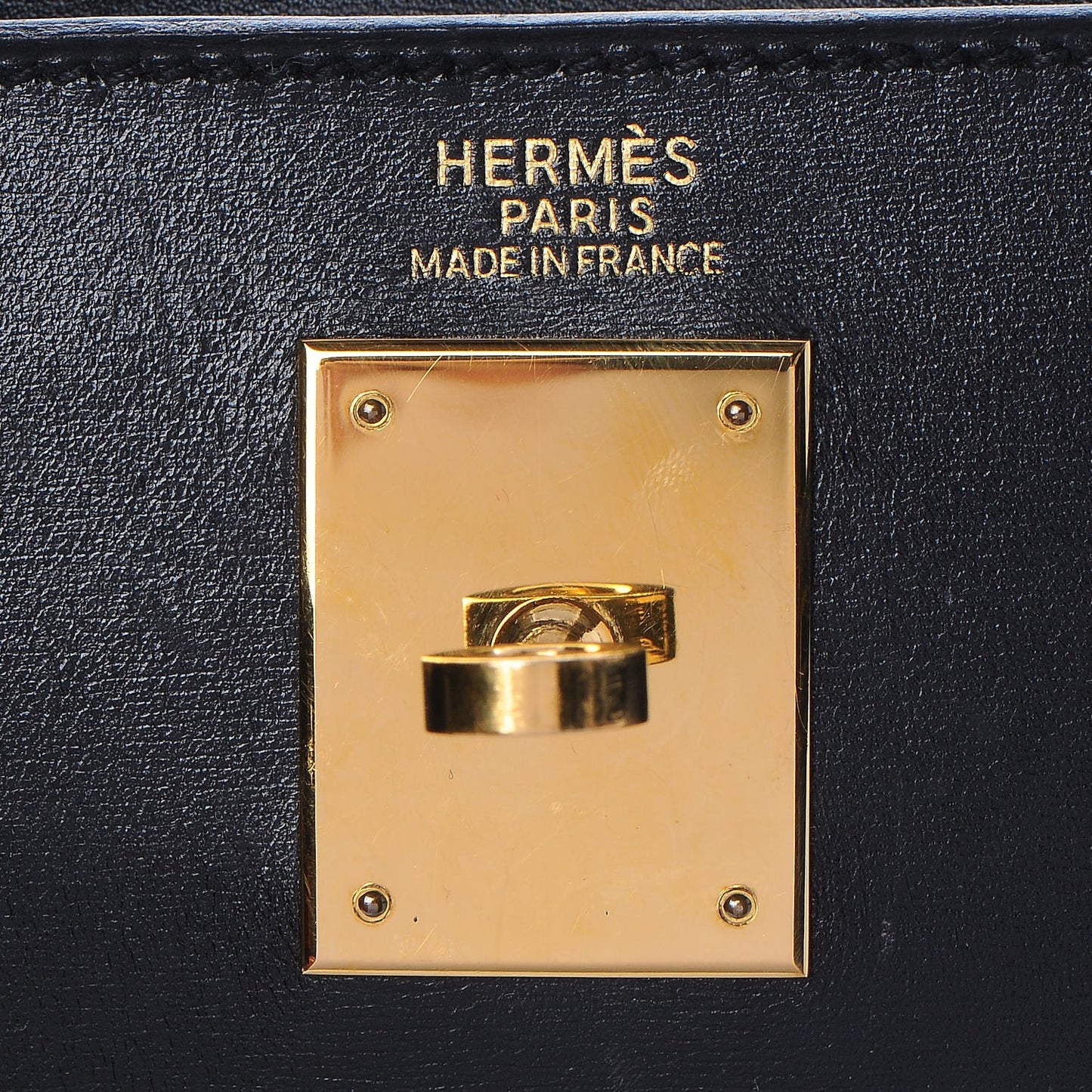 Box Kelly Retourne 32 Black