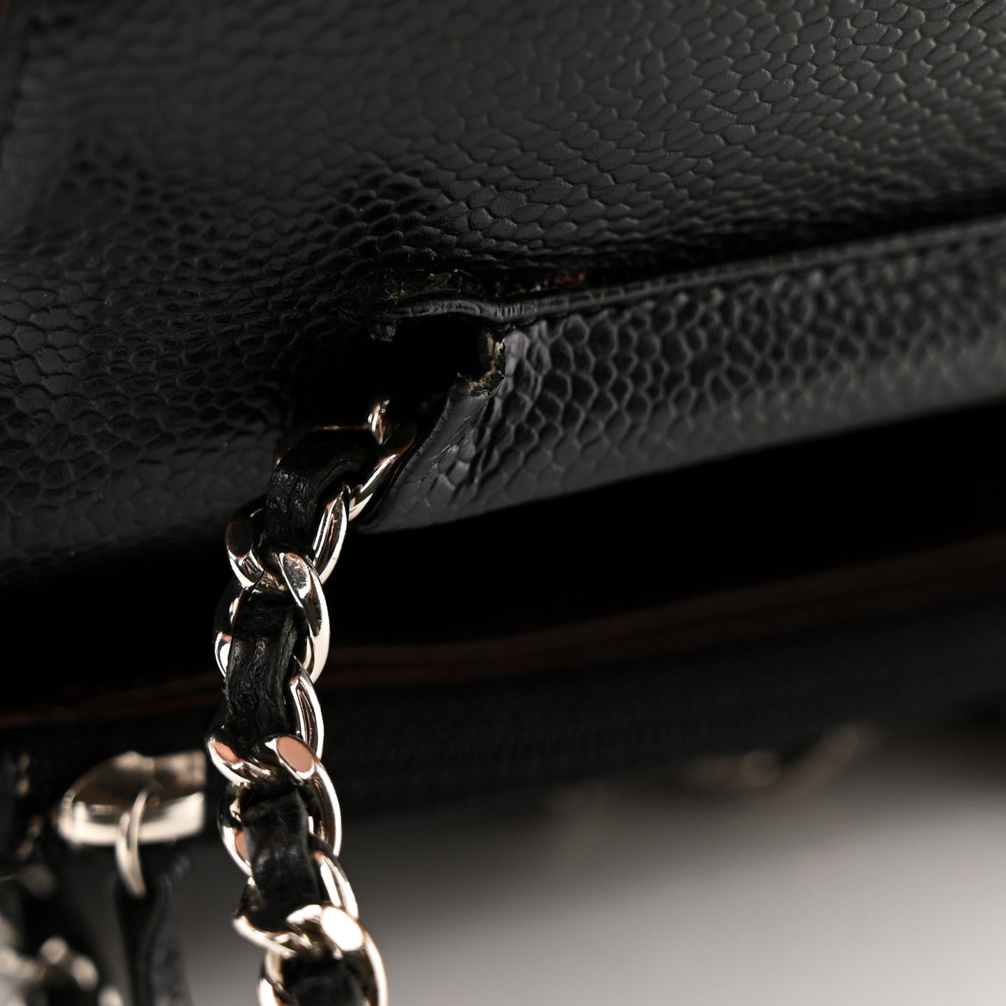 Caviar Quilted Wallet on Chain WOC Black
