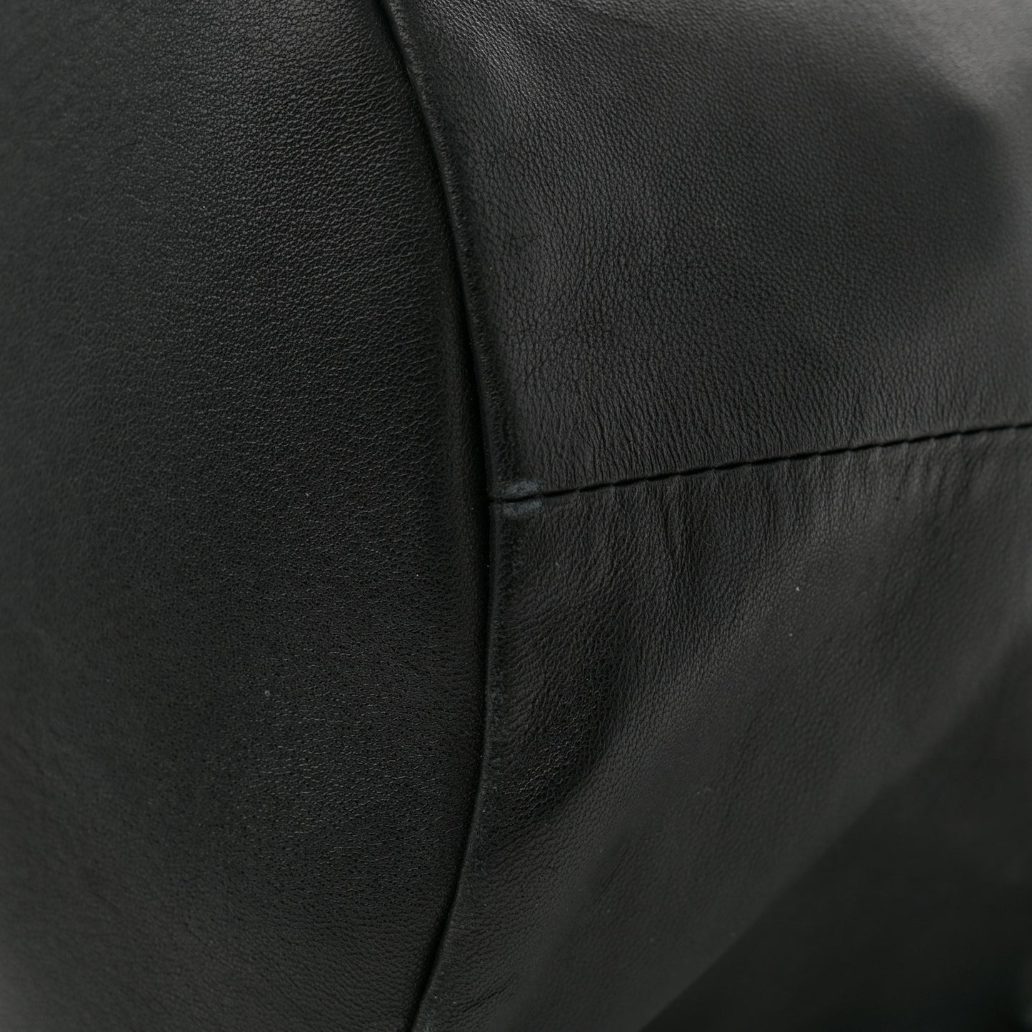 Smooth Calfskin Aria Bucket Bag Black