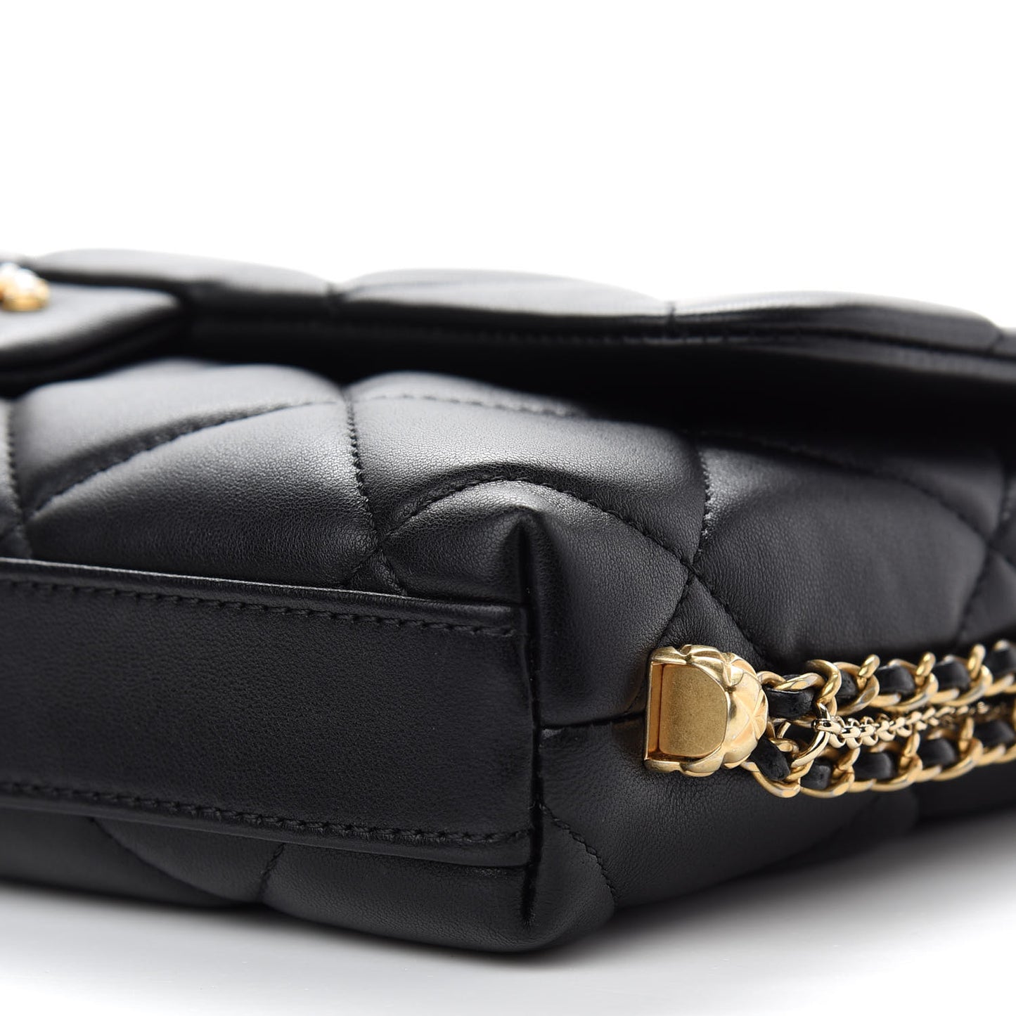 Lambskin Quilted Crush On Chains Flap Bag Black