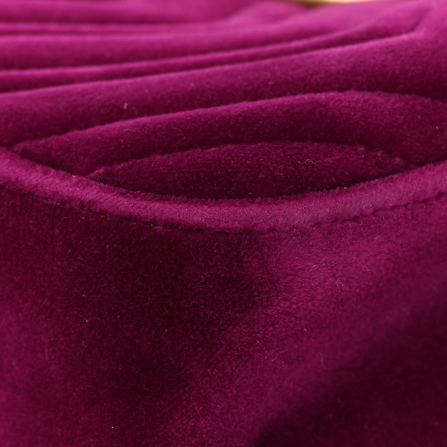 Gucci Velvet Matelasse Small GG Marmont Chain Shoulder Bag Fuchsia Violet Cyclamen 9 of 13