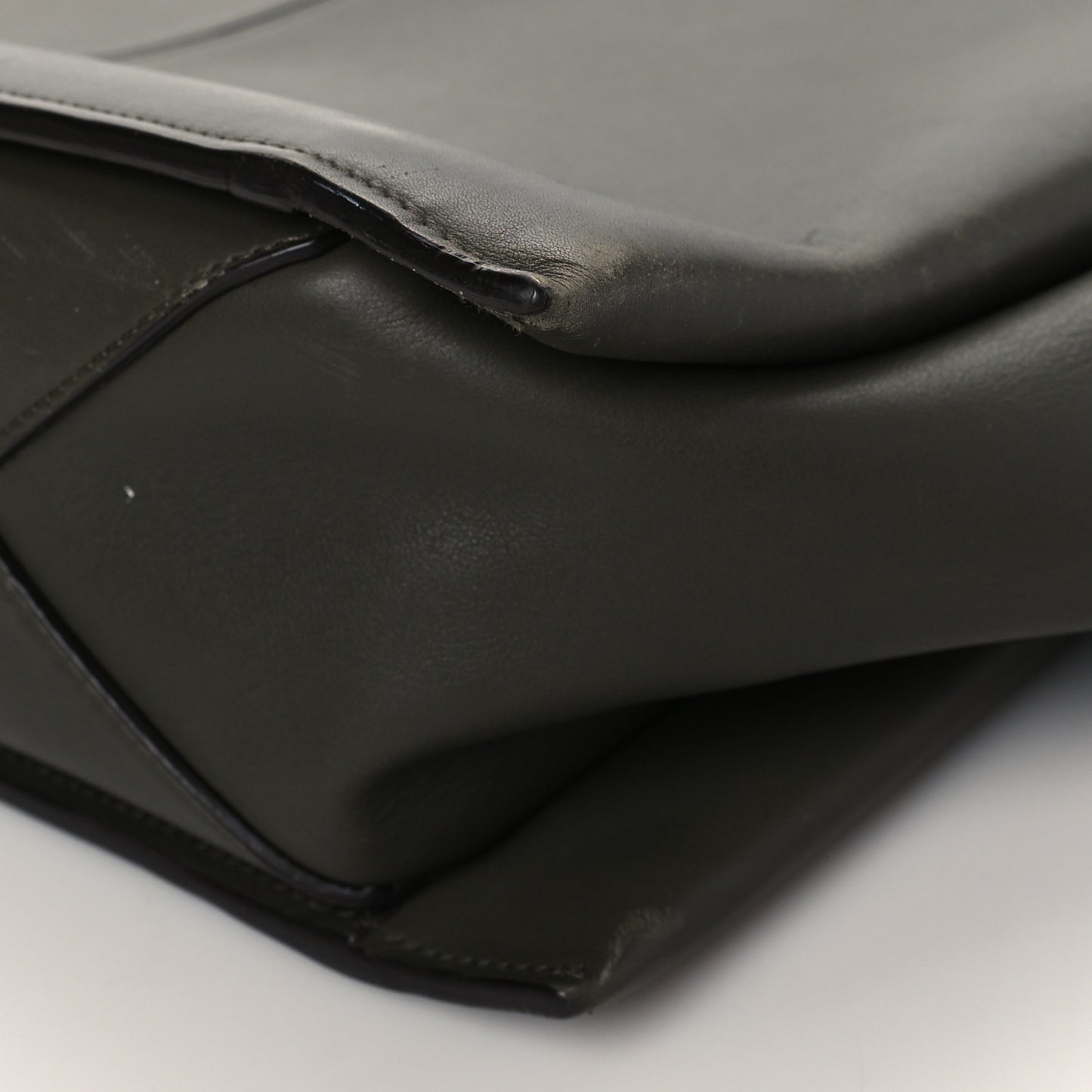 Calfskin Medium Tri-Fold Shoulder Bag Dark Green