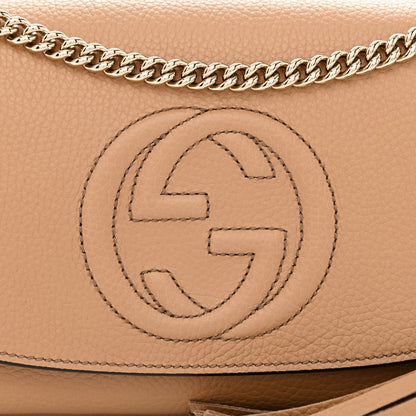 Gucci Pebbled Calfskin Medium Soho Flap Crossbody Camelia 8 of 10