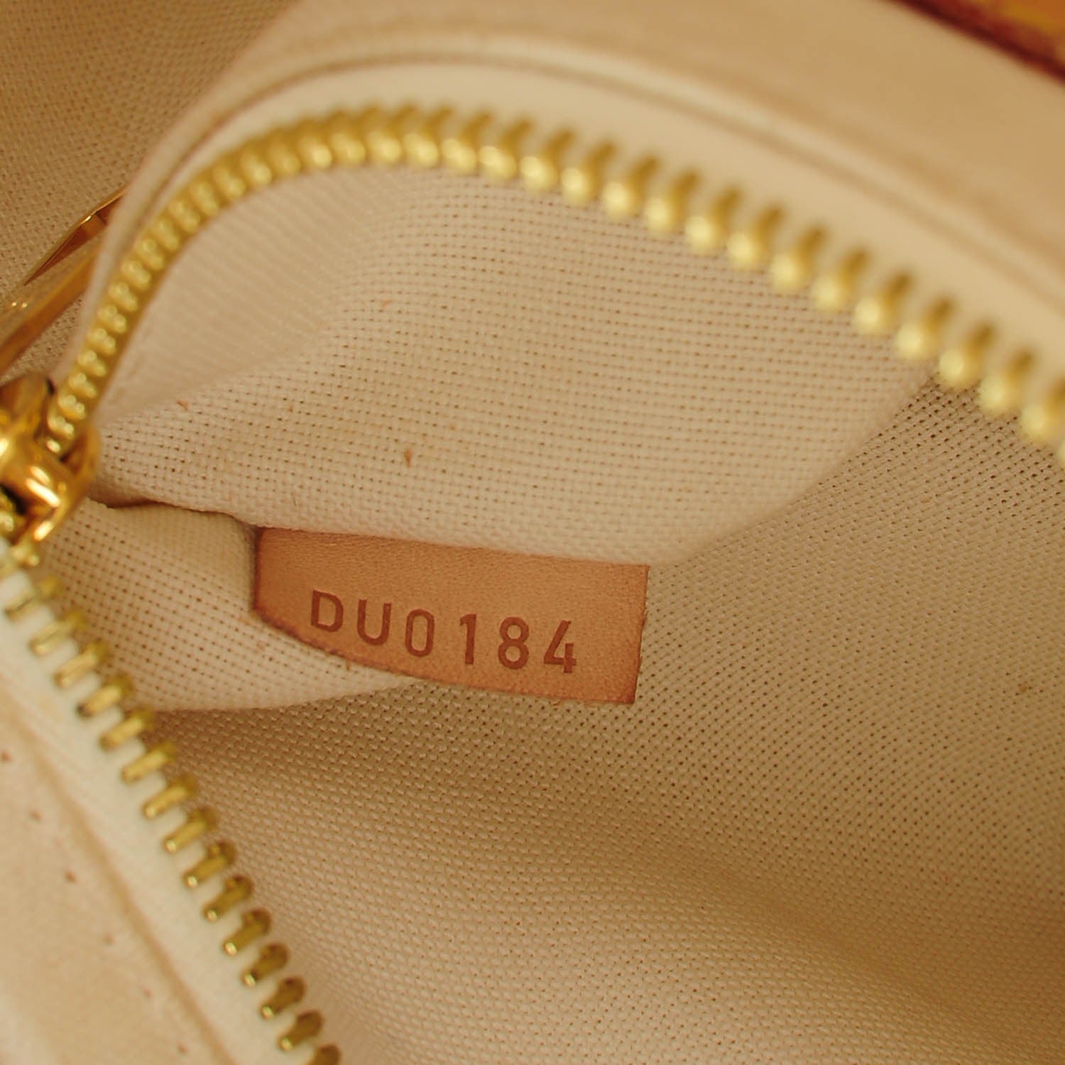 Louis Vuitton Damier Azur Cabas Adventure PM 7 of 10