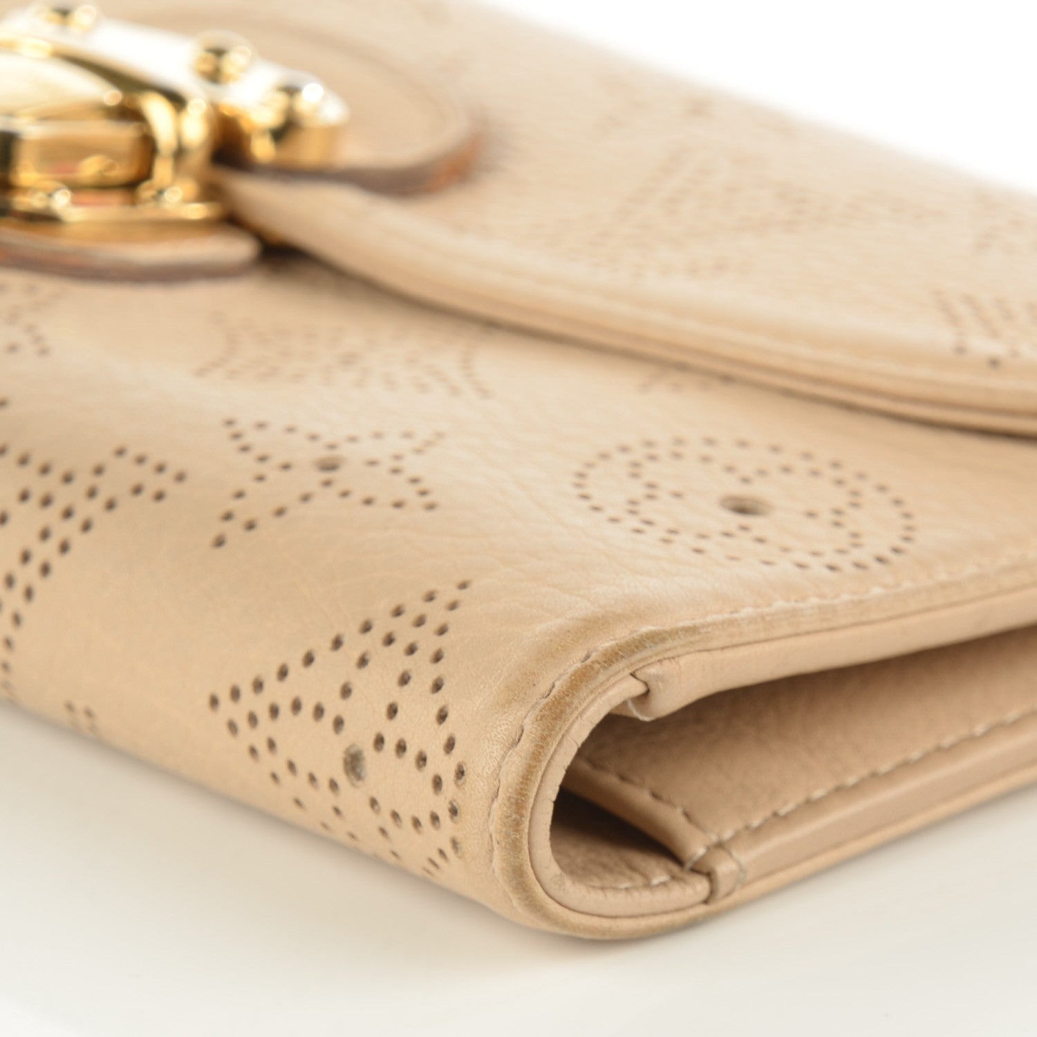 Louis Vuitton Mahina Amelia Wallet Sandy 9 of 9