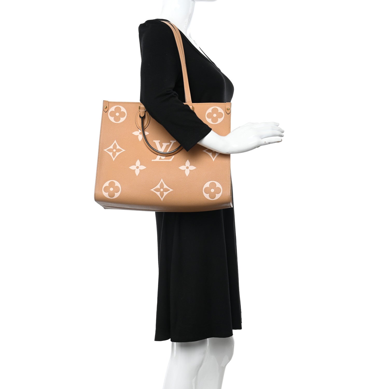 Louis Vuitton Empreinte Monogram Giant Onthego MM Arizona Creme 2 of 15