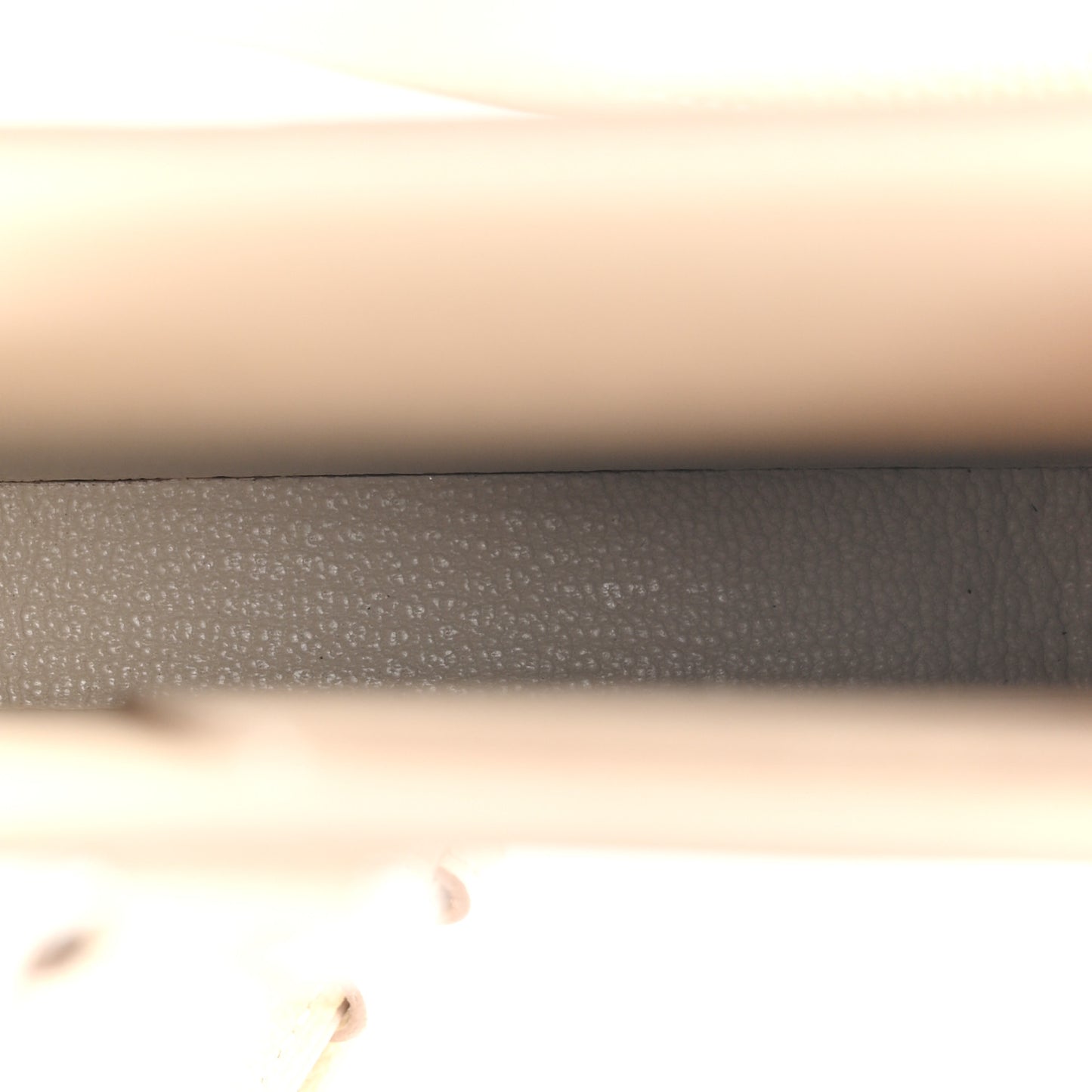 Epsom Hac A Box Phone Case Craie