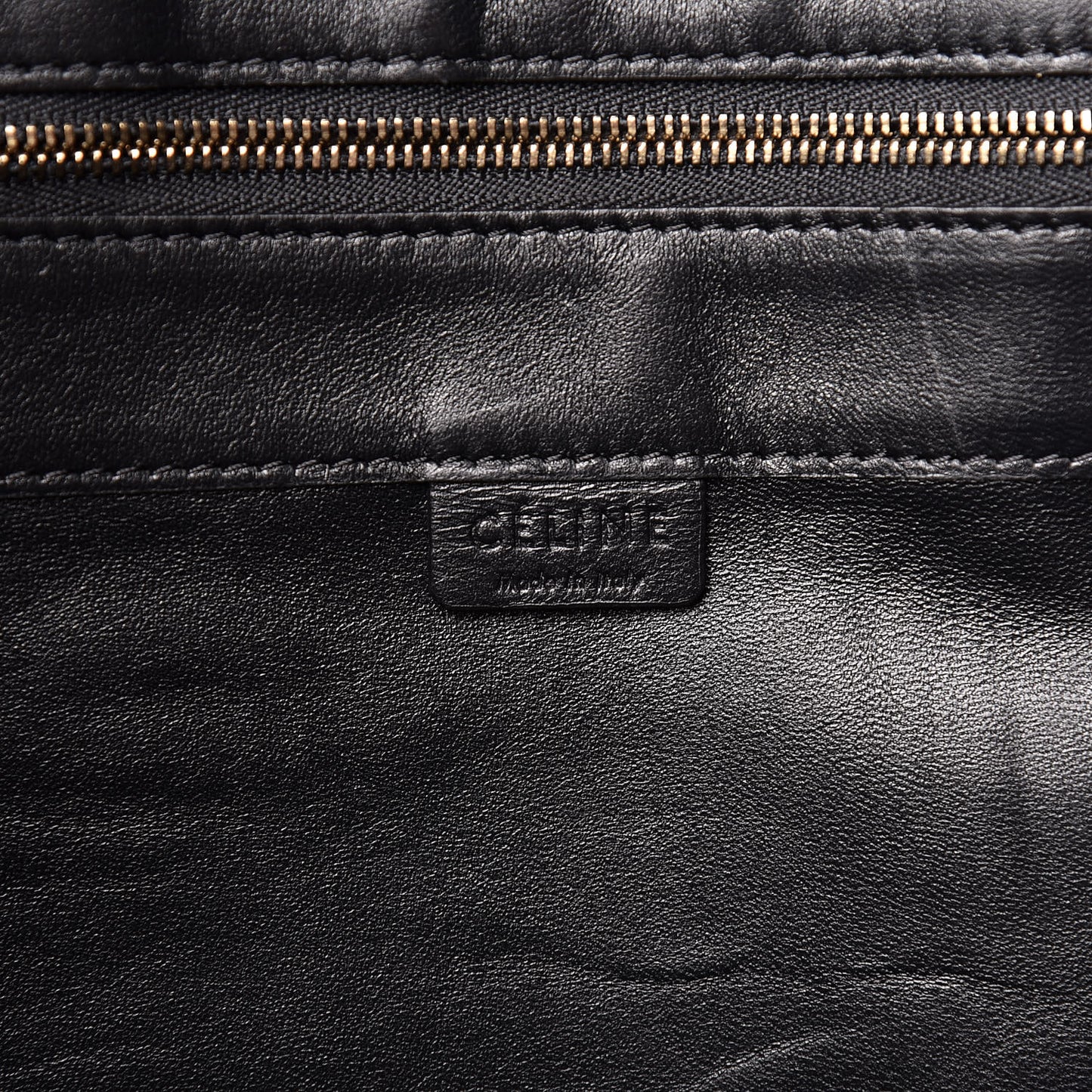 Lambskin Crocodile Embossed Vertical Cabas Black