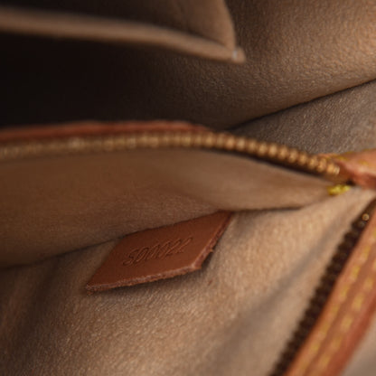 Louis Vuitton Monogram Looping MM 7 of 9