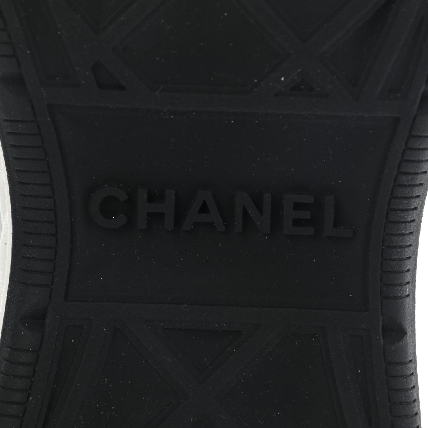 Chanel Velvet Calfskin Mixed Fibers CC Sneakers 38 Black 10 of 10