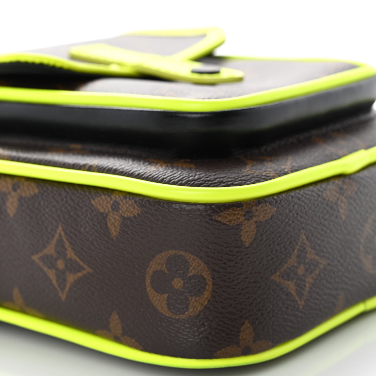 Louis Vuitton Monogram Macassar Christopher Wearable Wallet Fluorescent Yellow 9 of 10