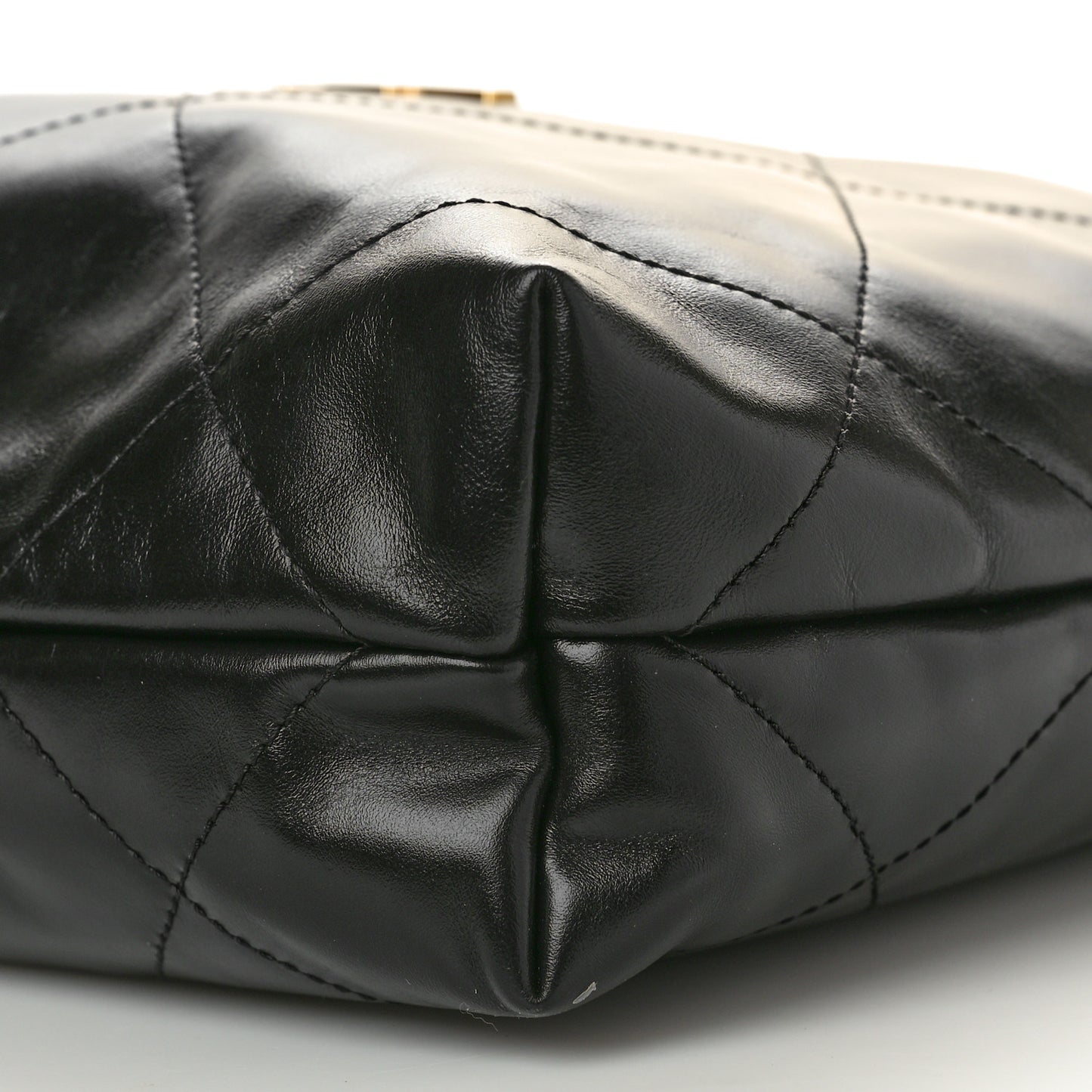 Shiny Calfskin Quilted Small Chanel 22 Black