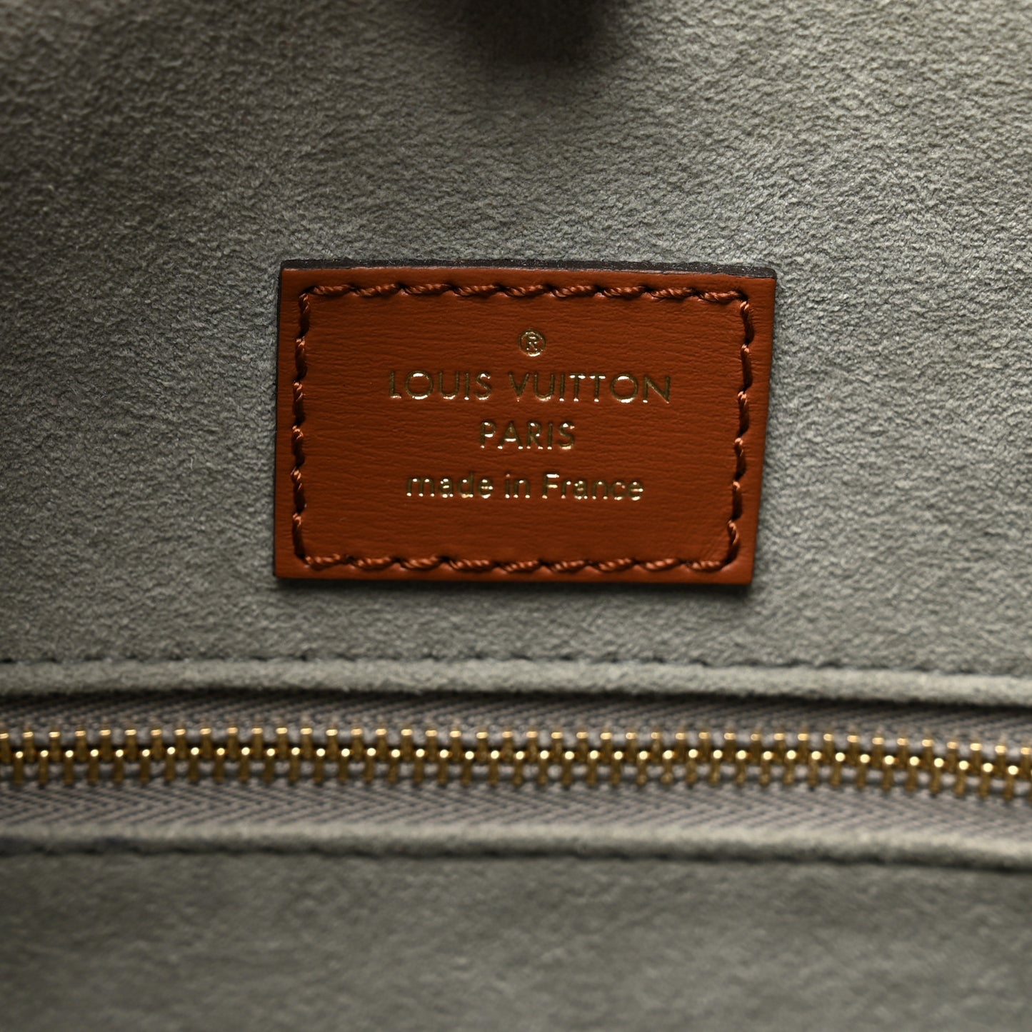 Metallic Monogram LV Garden OnTheGo MM Silver