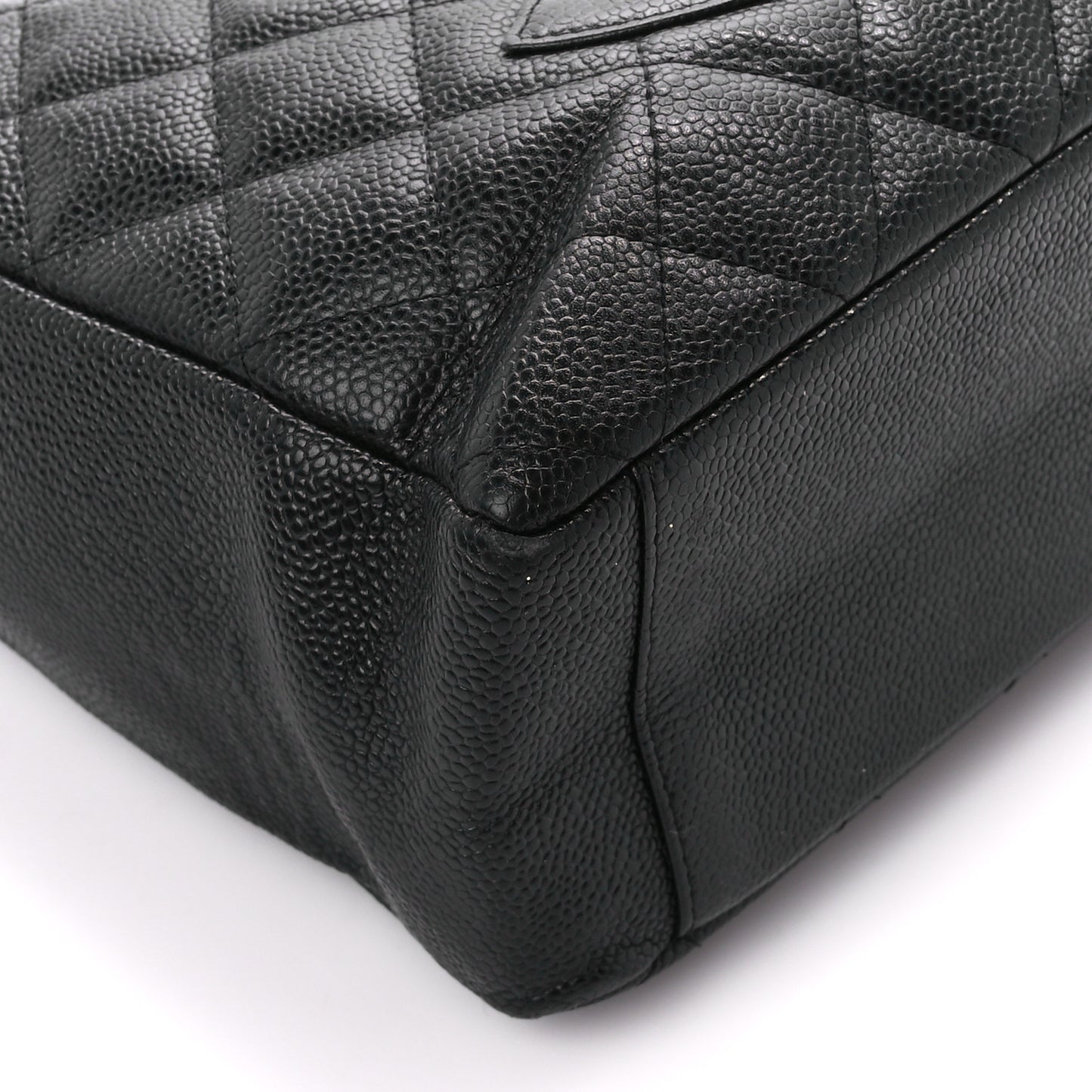 Caviar Quilted Petit Shopping Tote PST Black