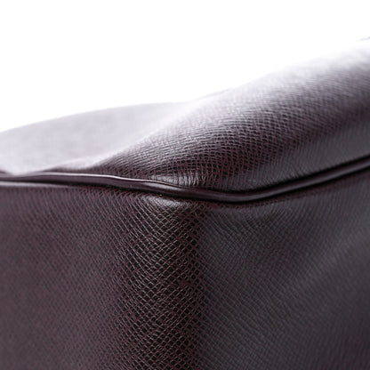 Louis Vuitton Taiga Kendall PM Acajou 7 of 14