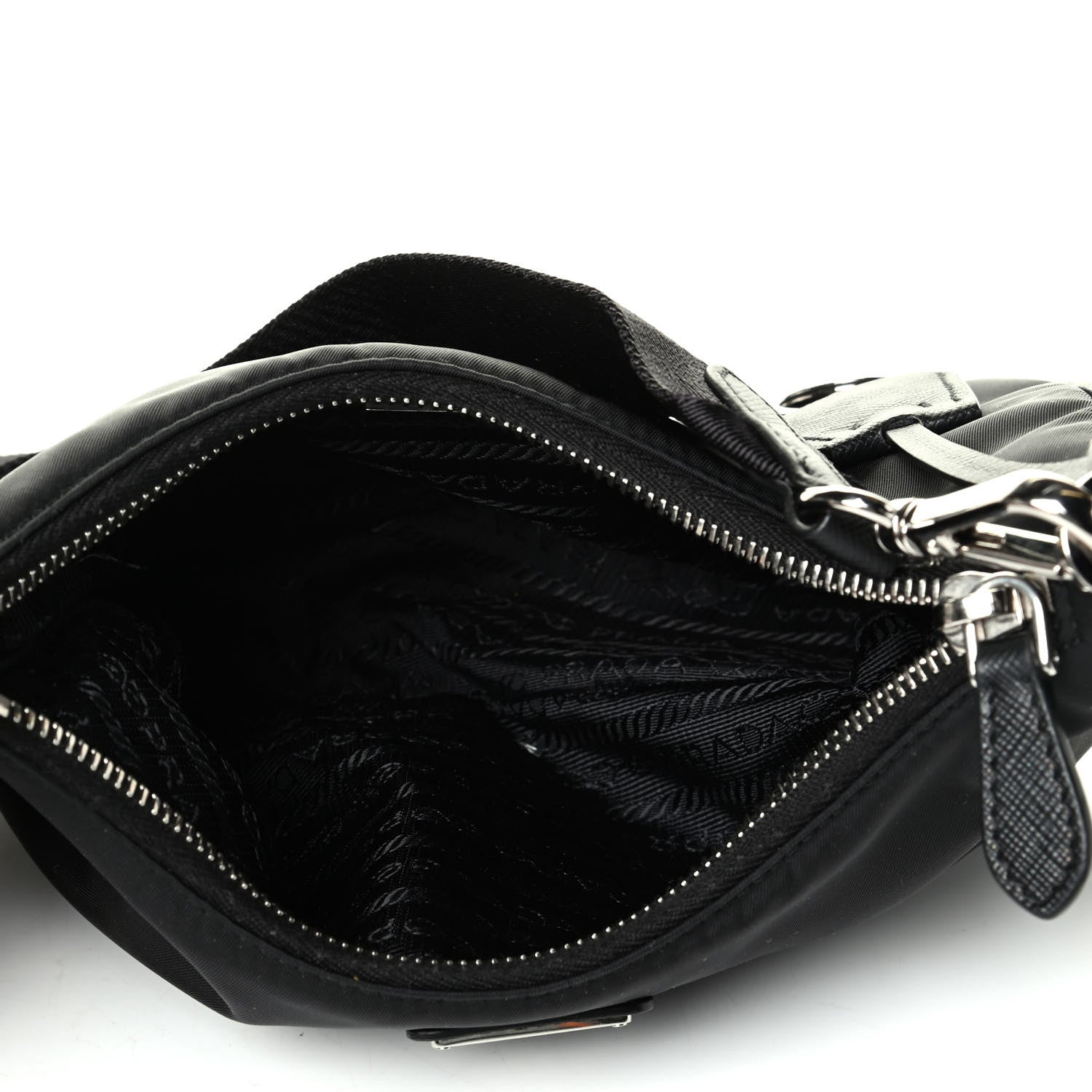 Prada Nylon Re-Edition 2005 Shoulder Bag Black 4 of 7
