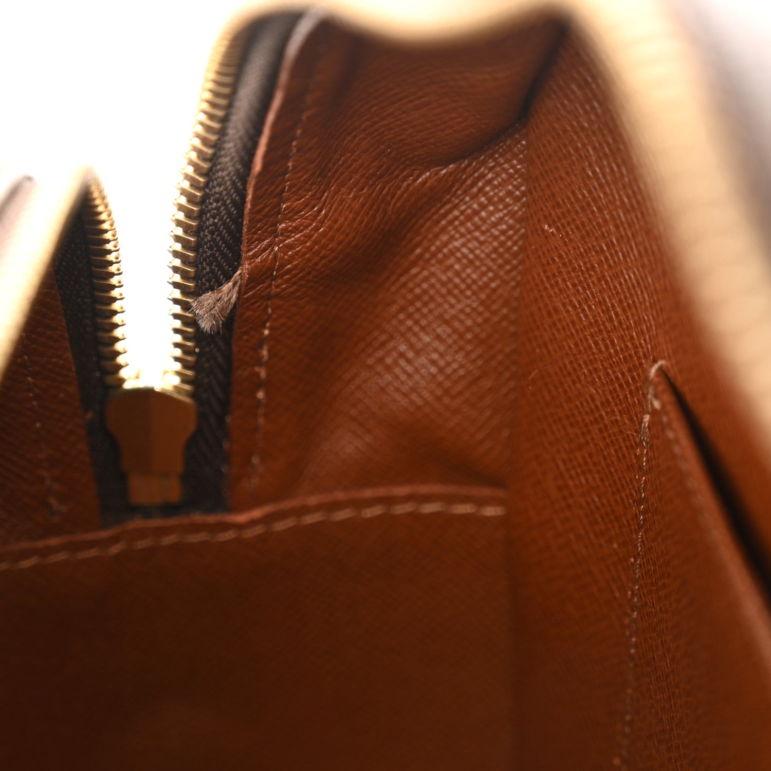 Louis Vuitton Monogram Cite MM 13 of 13