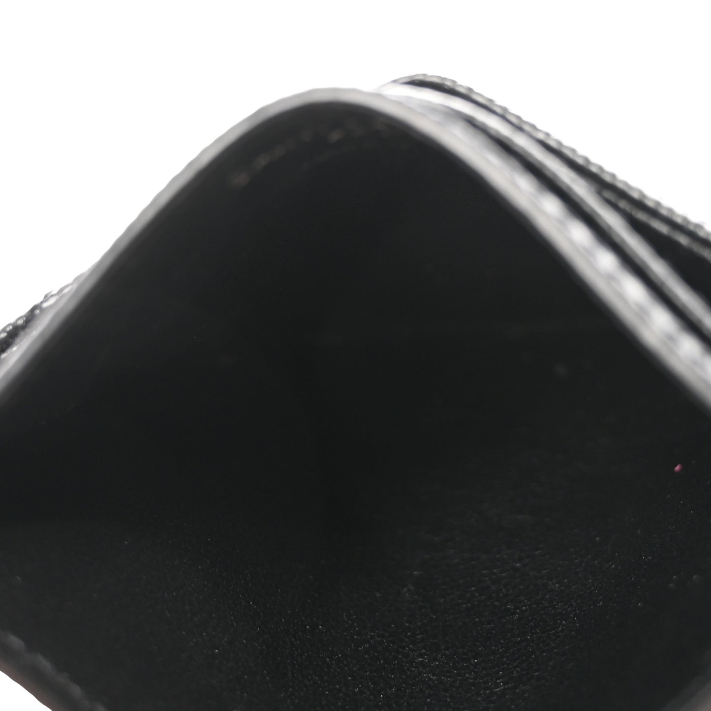 Grain De Poudre Matelasse Chevron Monochrome Credit Card Case Black