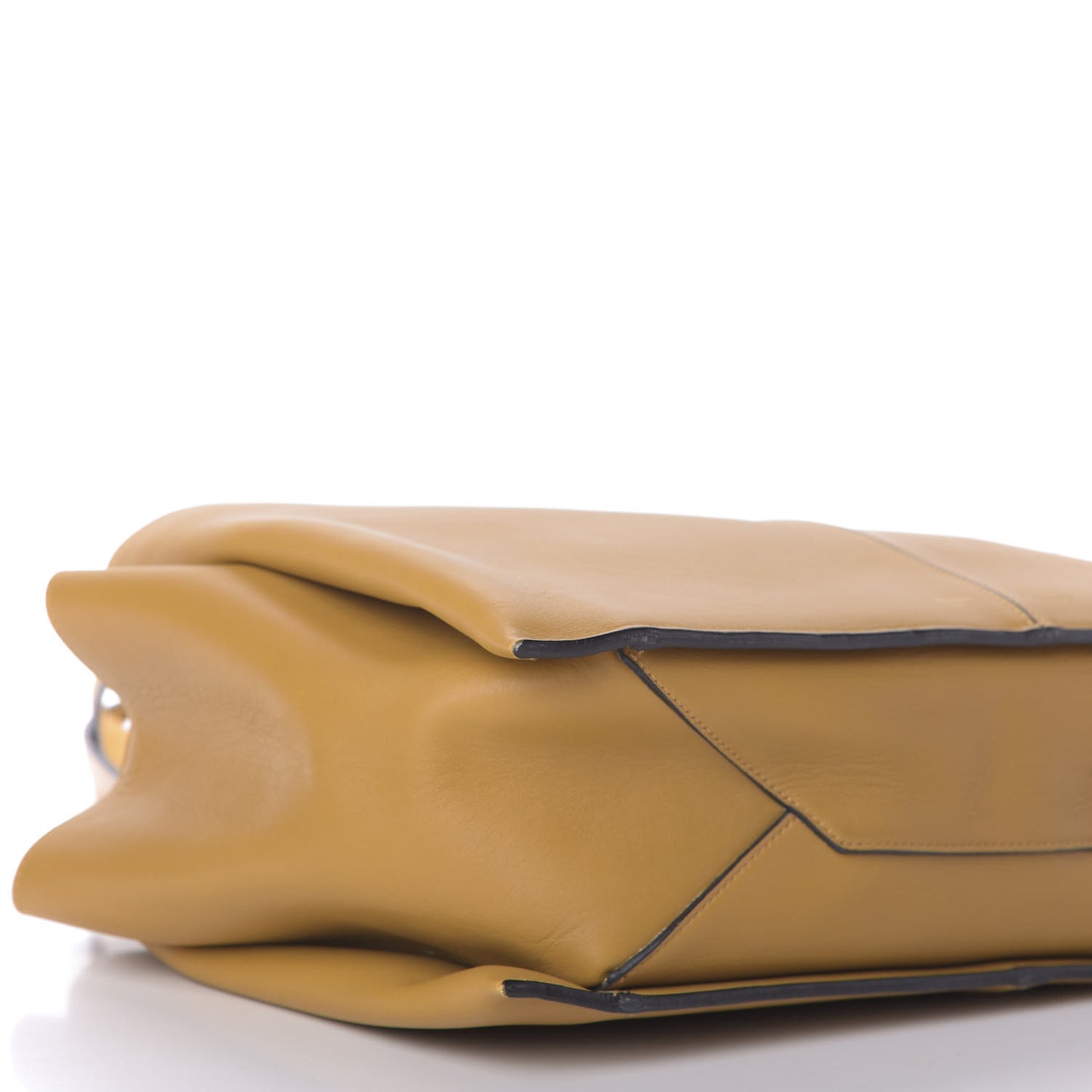 Supple Natural Calfskin Medium Tri-Fold Bag Blonde