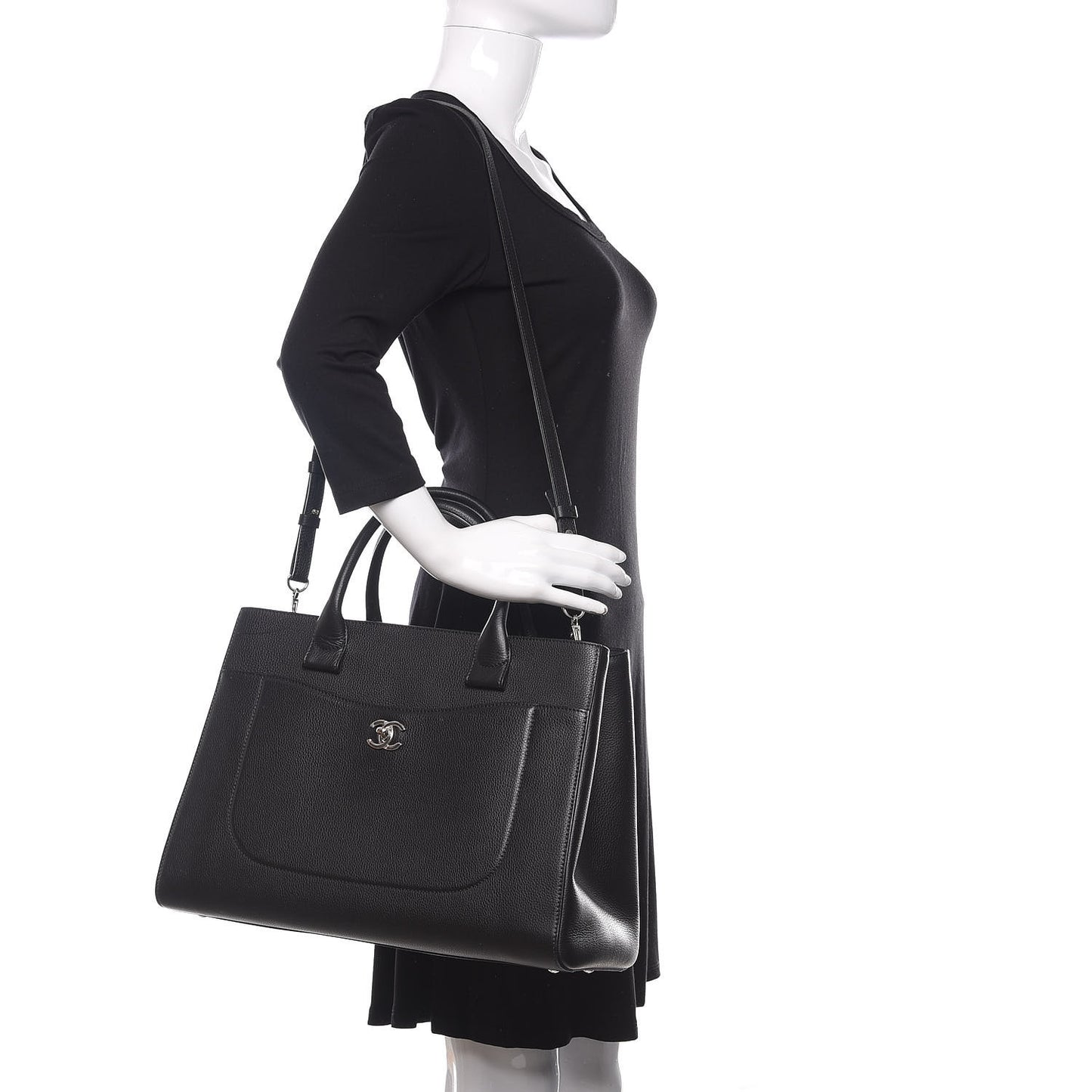 Grained Calfskin Medium Neo Executive Shopper Tote Black