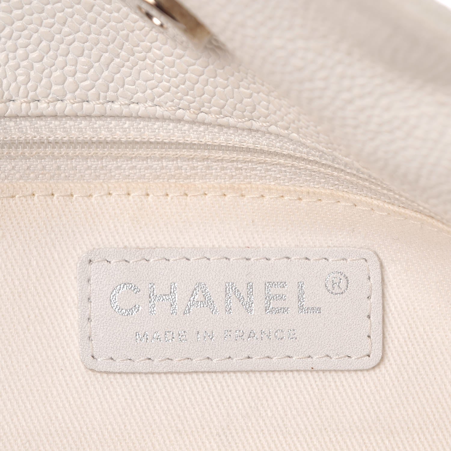 Chanel Crumpled Grained Calfskin Drawstring Tote White 6 of 8