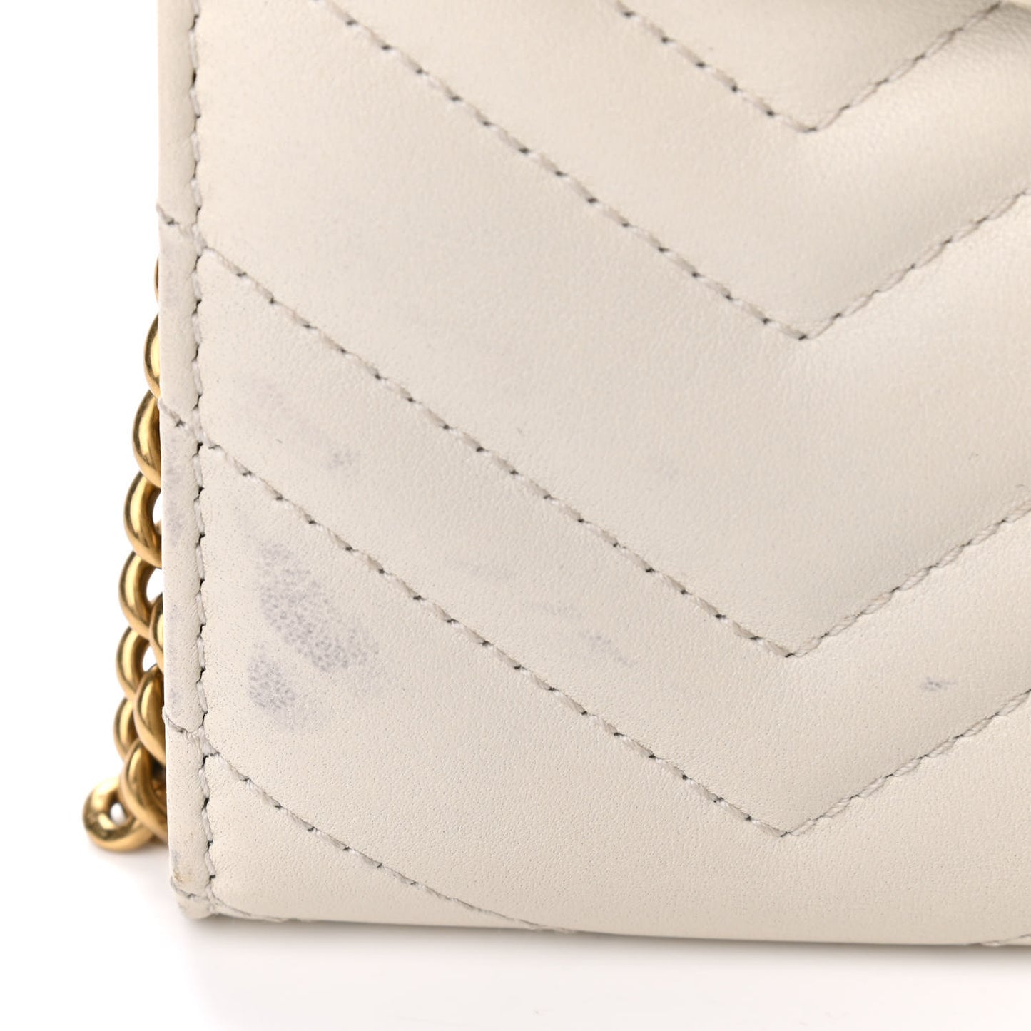 Calfskin Matelasse Mini GG Marmont Chain Wallet Mystic White