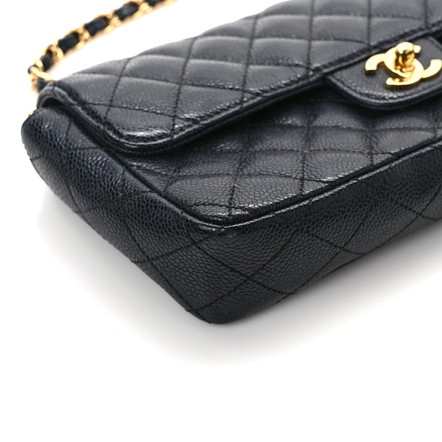 Caviar Quilted East West Flap Black