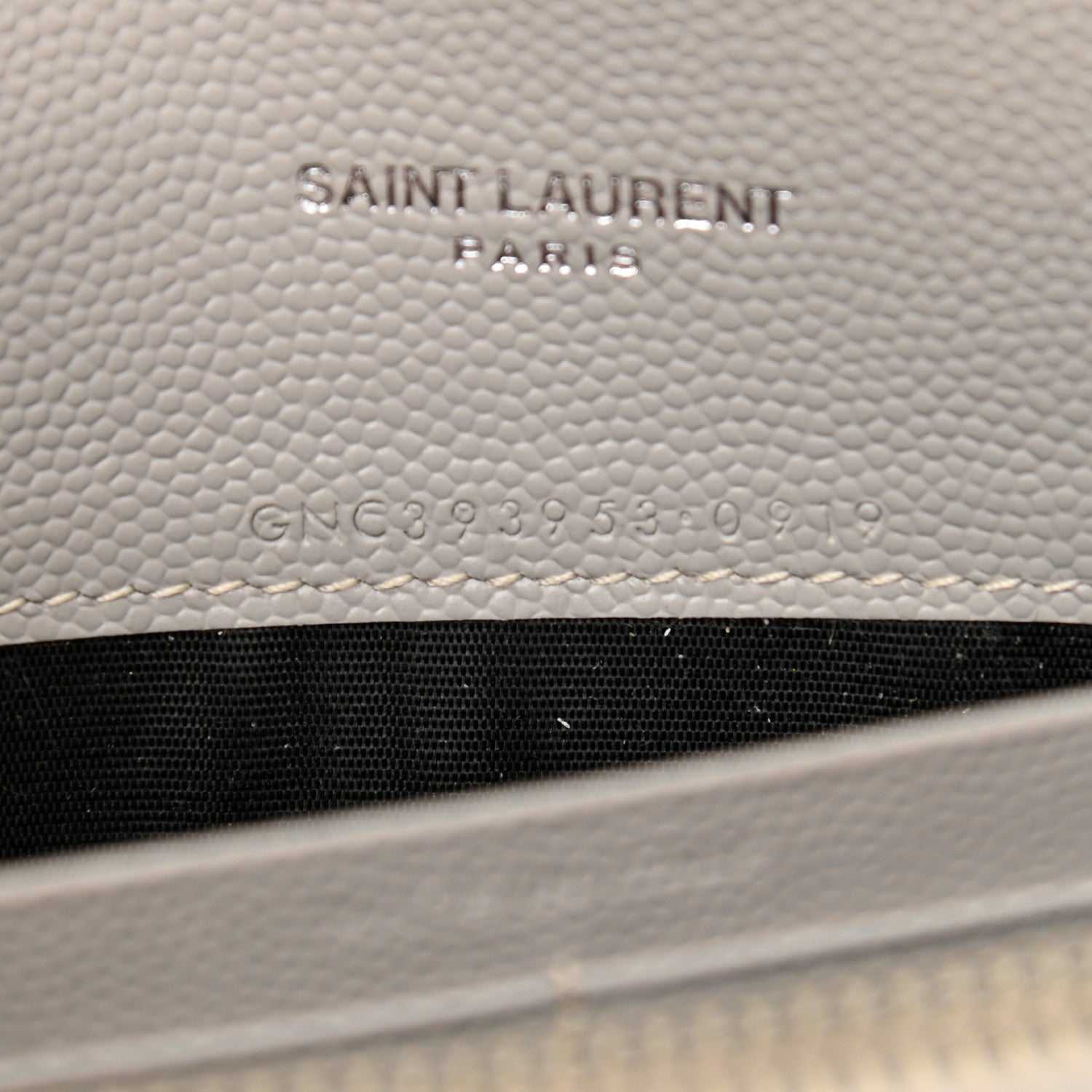 Saint Laurent Grain De Poudre Matelasse Chevron Monogram Envelope Chain Wallet Granite 6 of 12