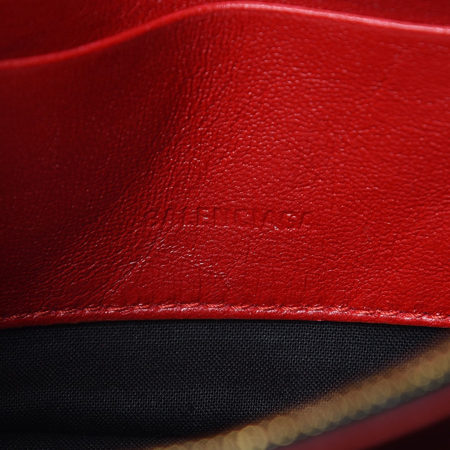 Velvet Logo Matelasse BB XS Reporter Bag Red