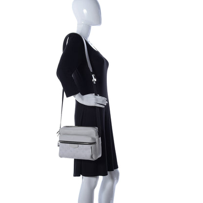 Louis Vuitton Taiga Monogram Outdoor Messenger White 2 of 15