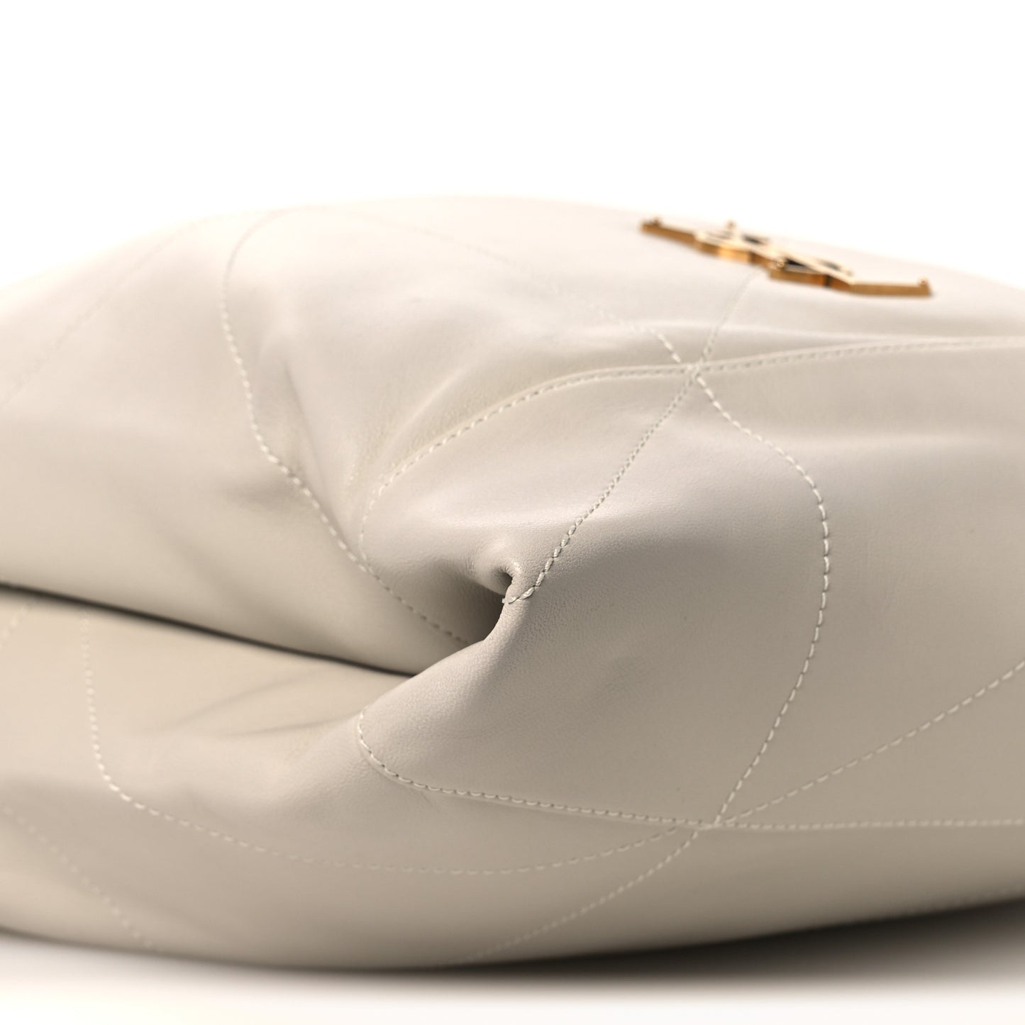 Lambskin Matelasse Monogram Medium Jamie 4.3 Pochon Blanc Vintage