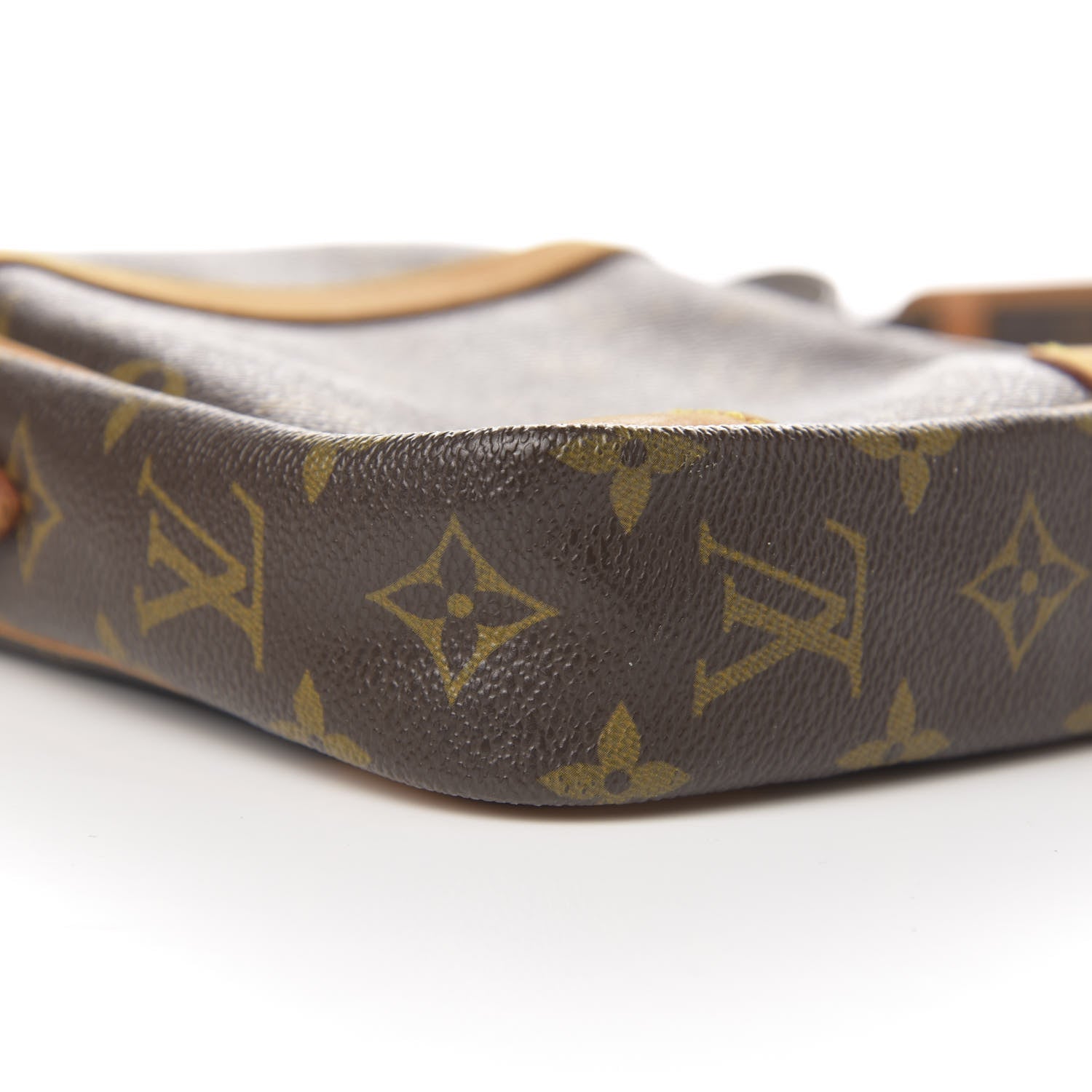 Louis Vuitton Monogram Danube 21 8 of 11