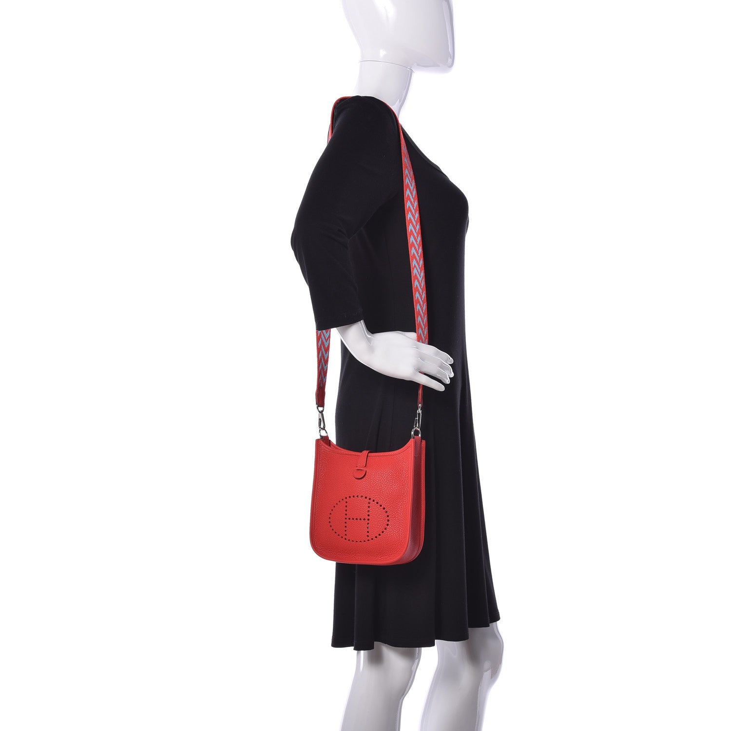 Hermes Taurillon Clemence Evelyne TPM Rouge De Coeur Bleu Du Nord 2 of 8