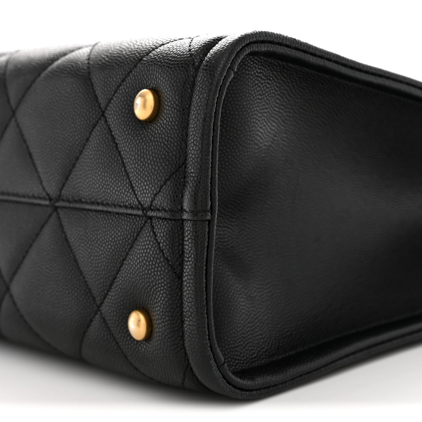 Caviar Quilted Chain Large Shopping Tote With Coin Purse Black
