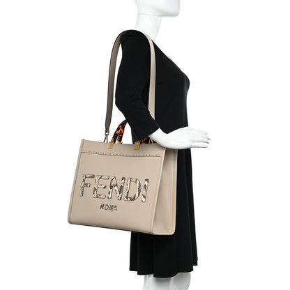 Fendi Vitello King Plexiglass Elaphe Python Print Logo Medium Fendi Sunshine Shopper Tote Nuvola Daisy Roccia 2 of 10