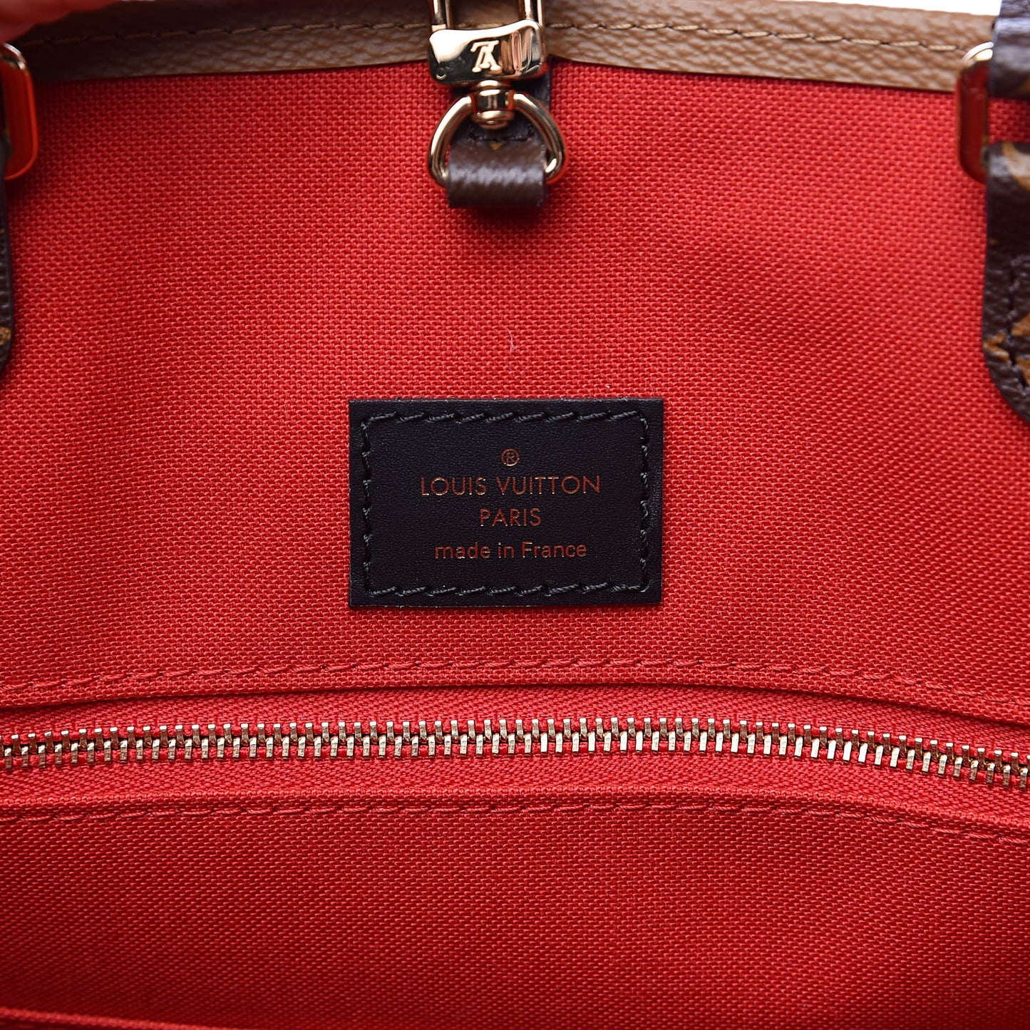 Reverse Monogram Giant Onthego MM