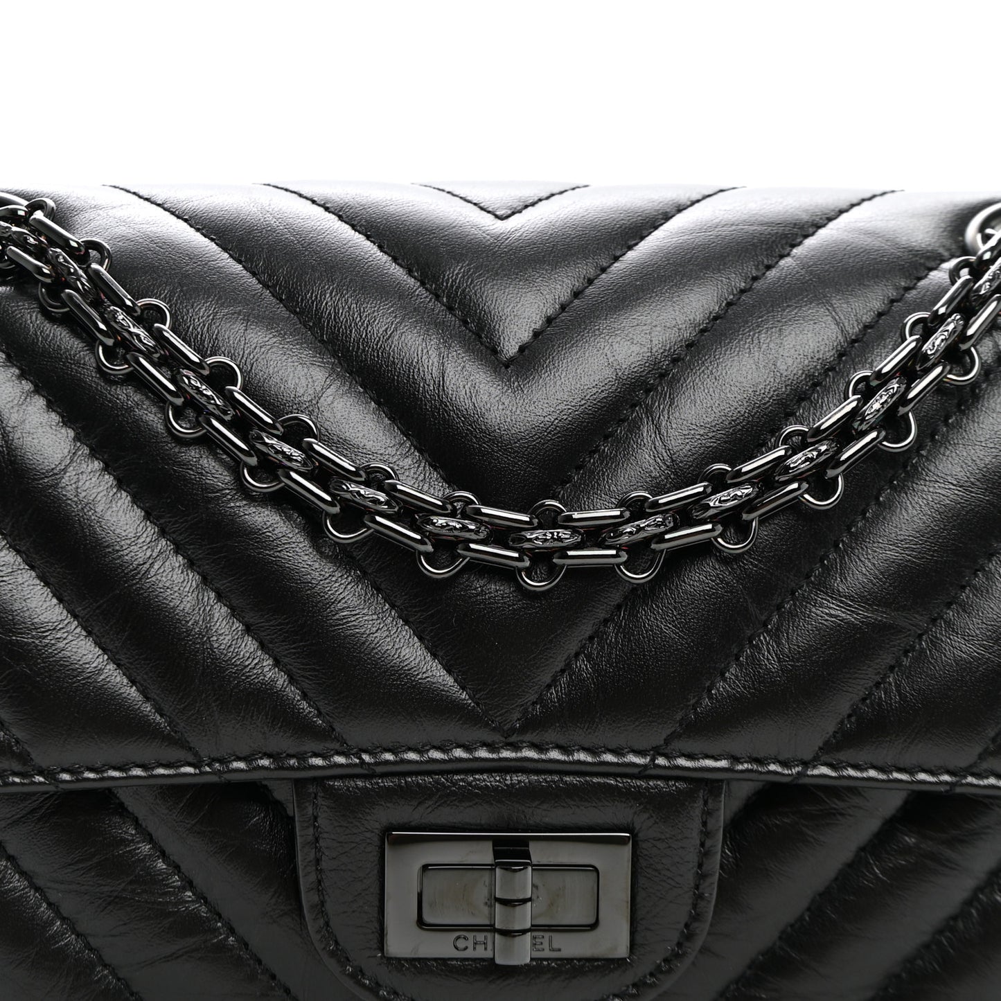 Aged Calfskin Chevron Quilted 2.55 Reissue Mini Flap So Black