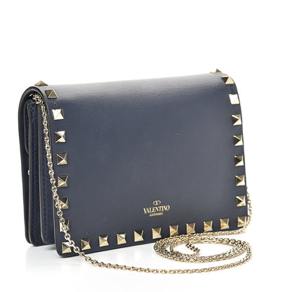 Valentino Garavani Vitello Rockstud Wallet on Chain Navy 2 of 9
