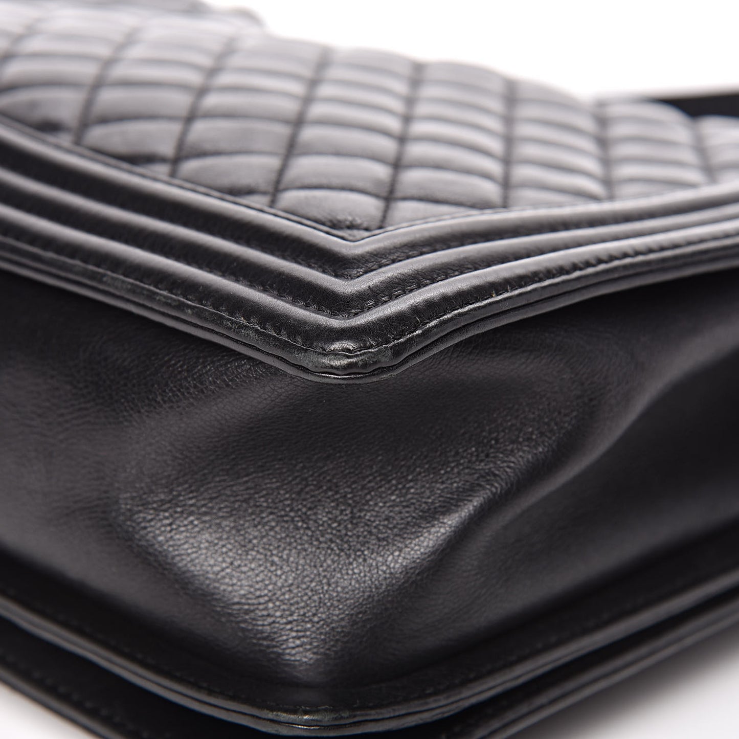 Calfskin Quilted Large Boy Flap Black