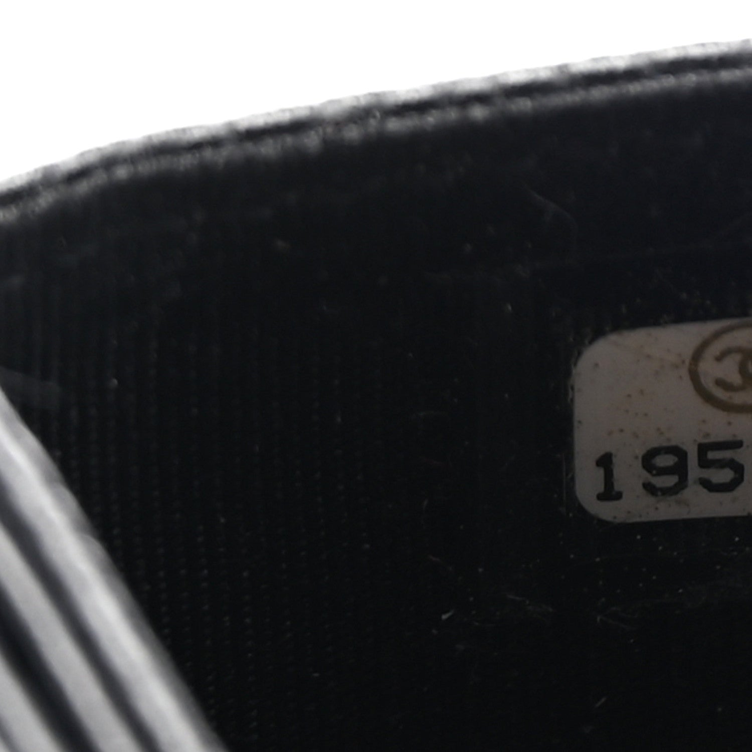 Chanel Caviar Timeless CC Card Holder Black 8 of 8