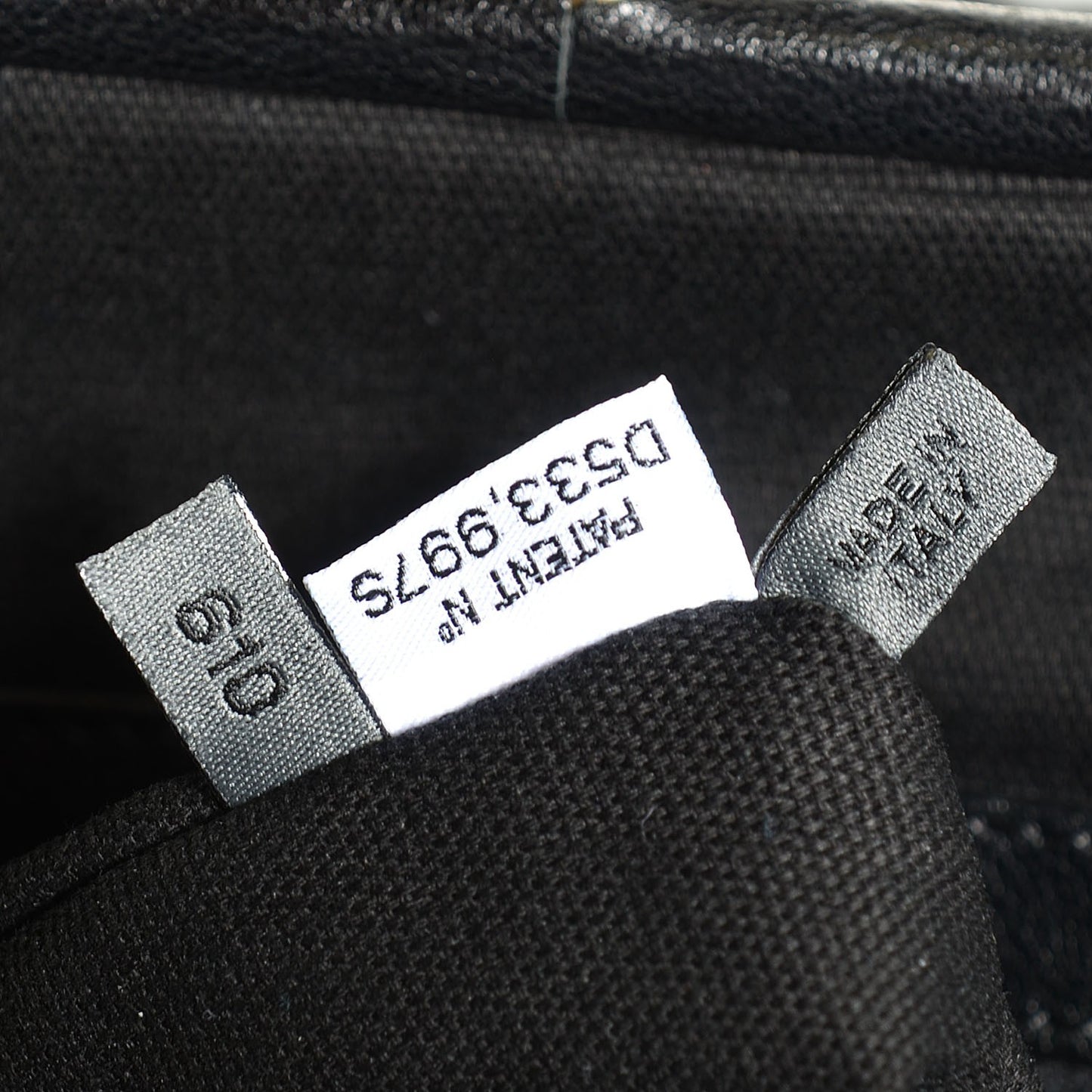 Calfskin Quilted Stam Black