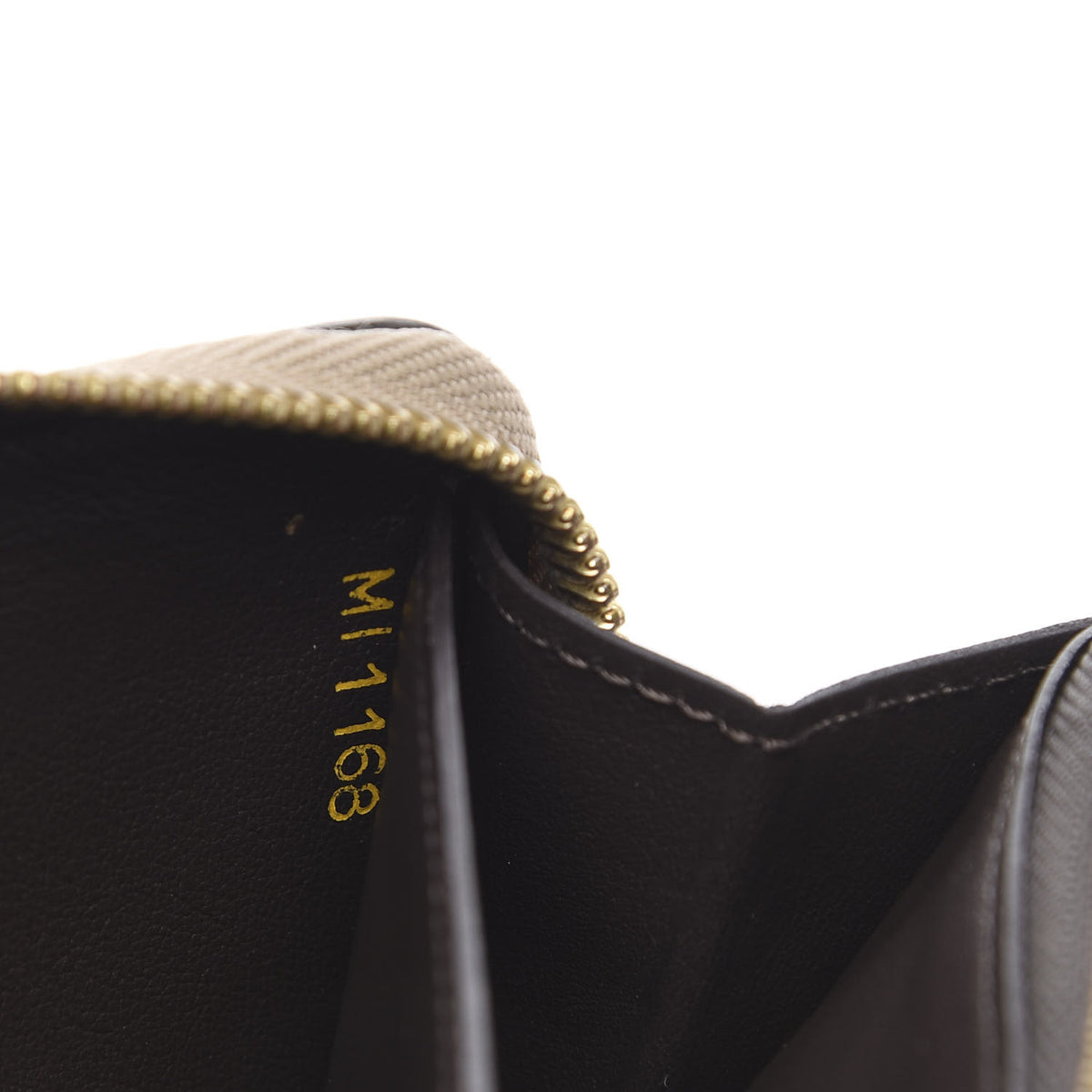 Taurillon Comete Wallet Galet