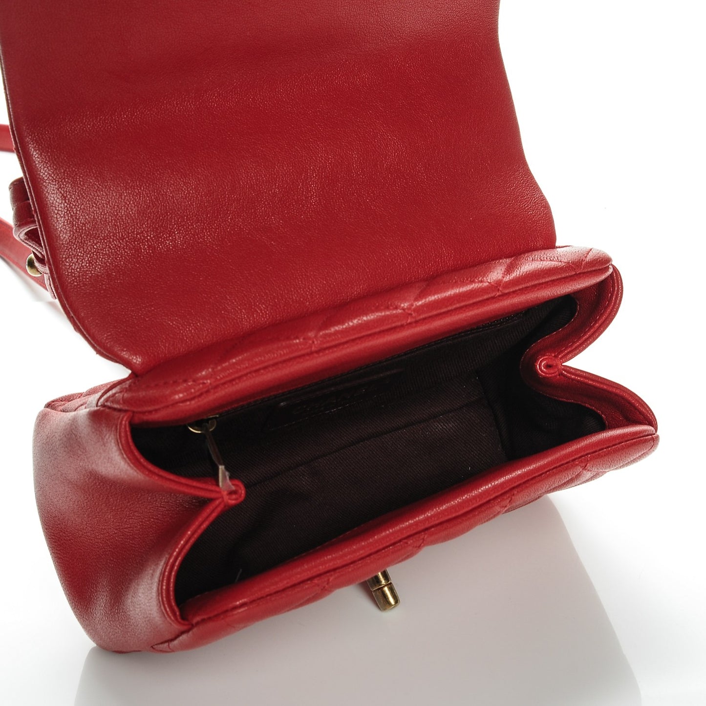 Shiny Sheepskin Quilted Mini Trapezio Flap Red